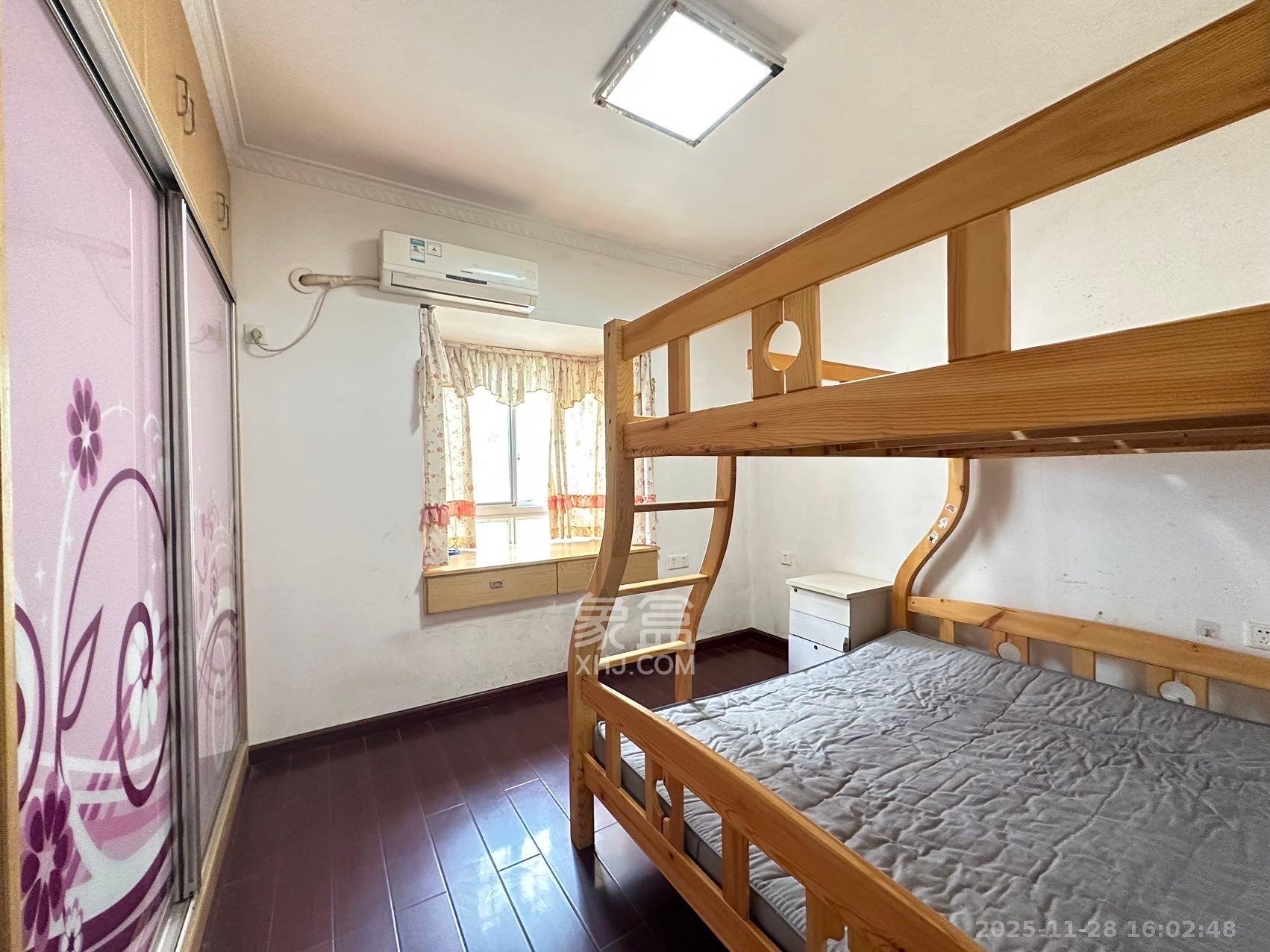 金领公寓(金荣公寓) 3室2厅2卫 2500.0元/月 金领公寓(金荣公寓) 3室2厅2卫 2500.0元/月室内图