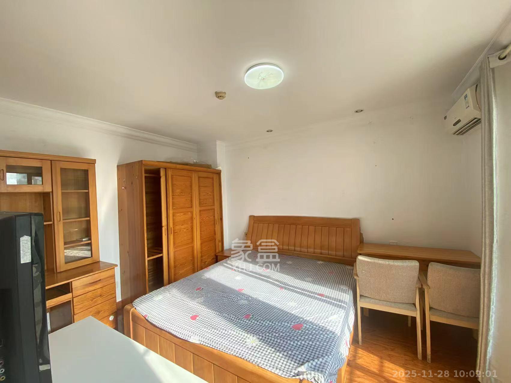 郡原广场 1室1厅1卫 1500.0元/月 郡原广场 1室1厅1卫 1500.0元/月室内图