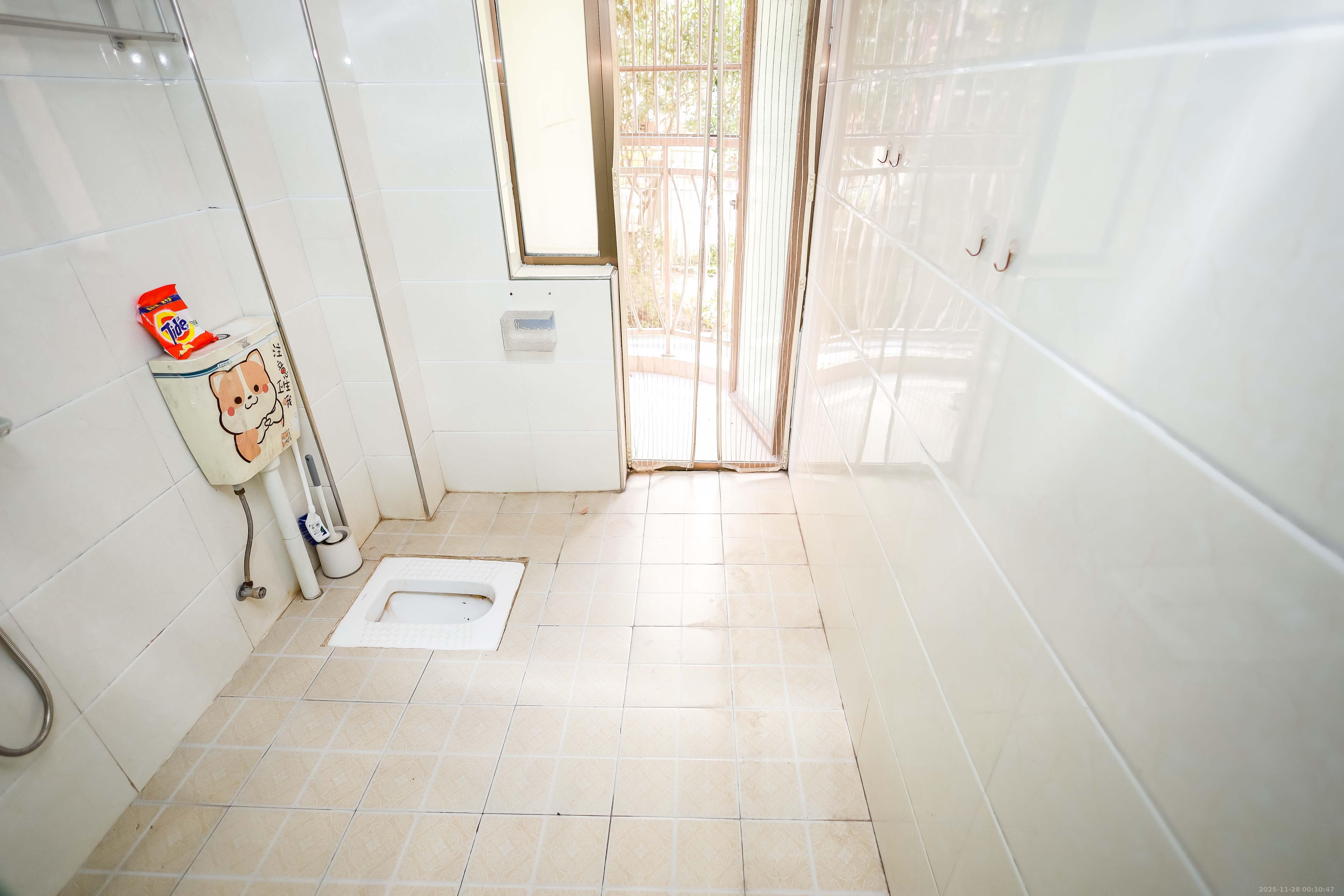 丽都桃源(金峰北院二期) 2室1厅1卫 58.0万 丽都桃源(金峰北院二期) 2室1厅1卫 58.0万卫生间