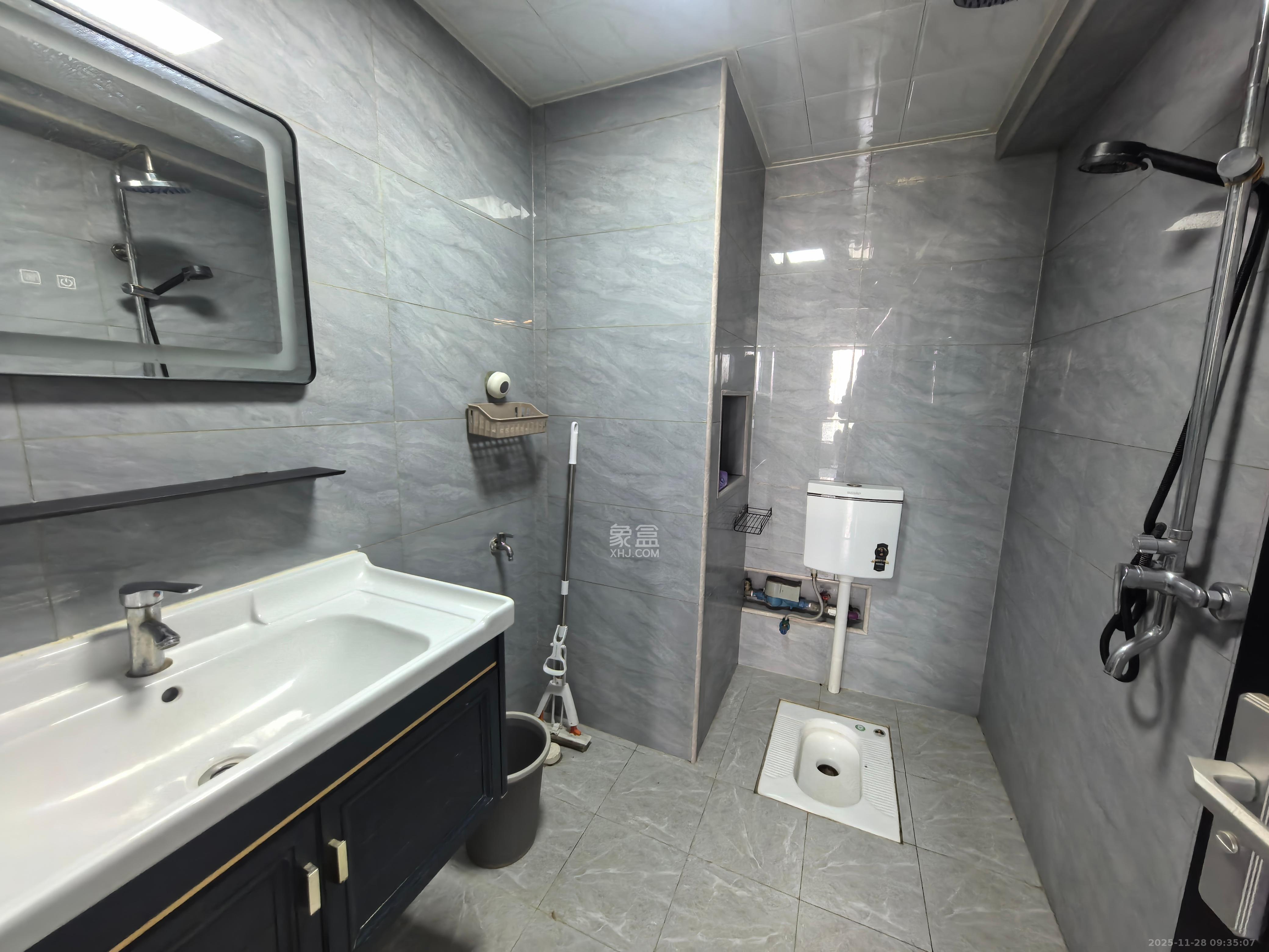 美洲故事高层  1室1厅1卫    2100.0元/月