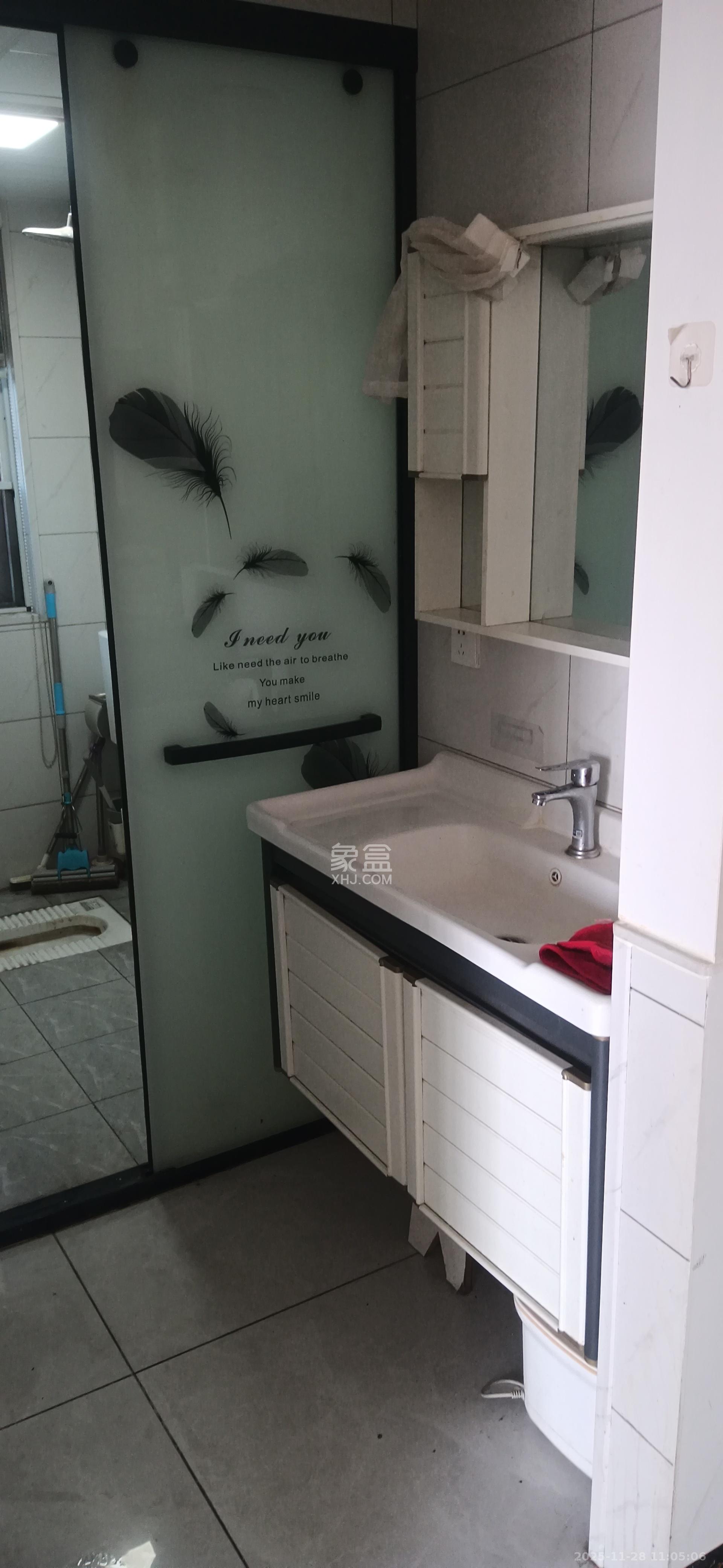 海伦春天  3室2厅1卫    2300.0元/月室内图