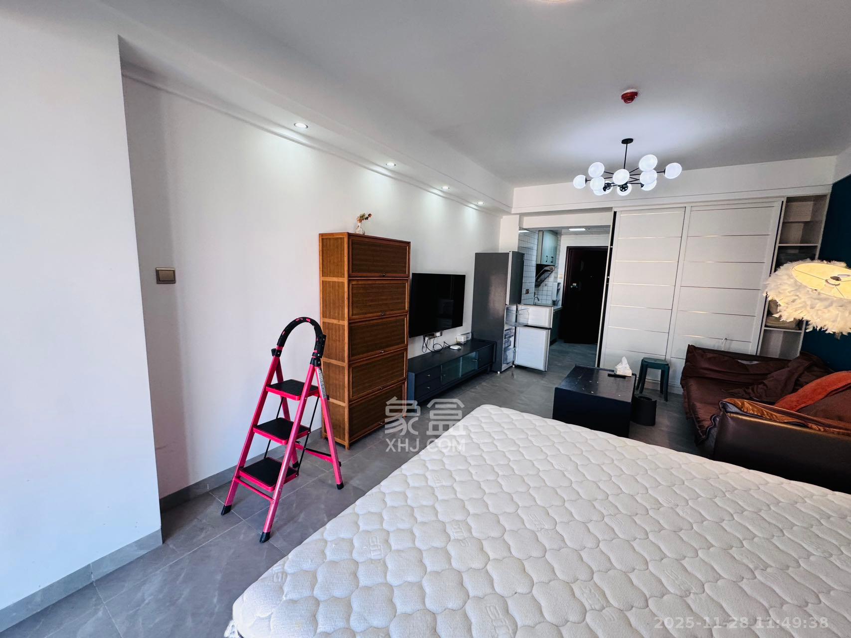 创世纪广场  1室1厅1卫    1500.0元/月室内图