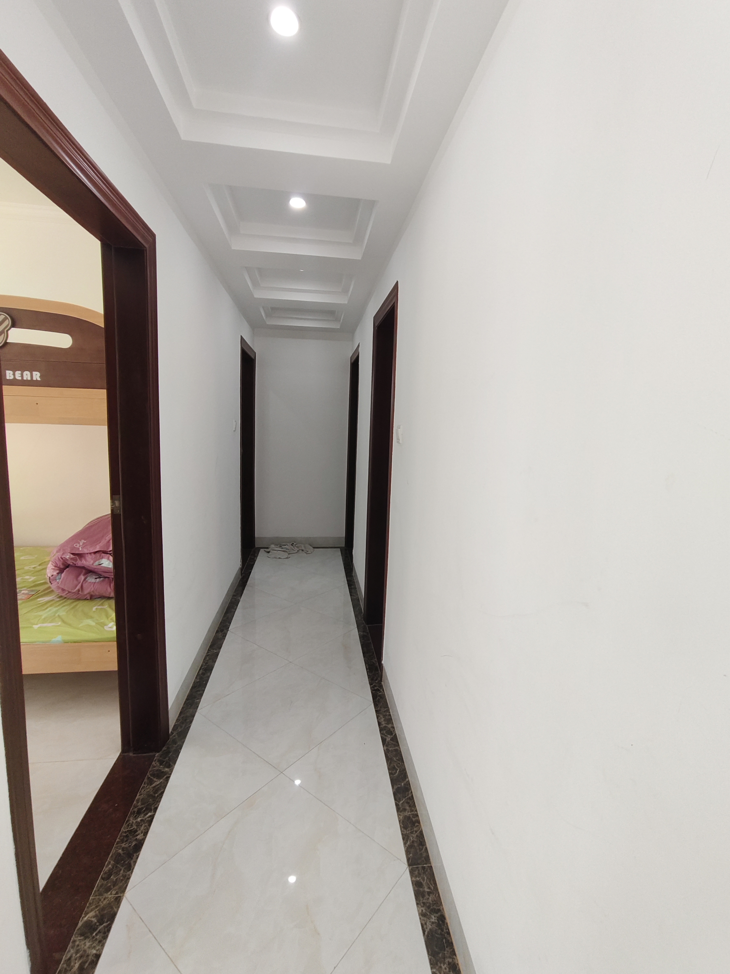 南海幸福城 3室2厅2卫 2800.0元/月 南海幸福城 3室2厅2卫 2800.0元/月室内图