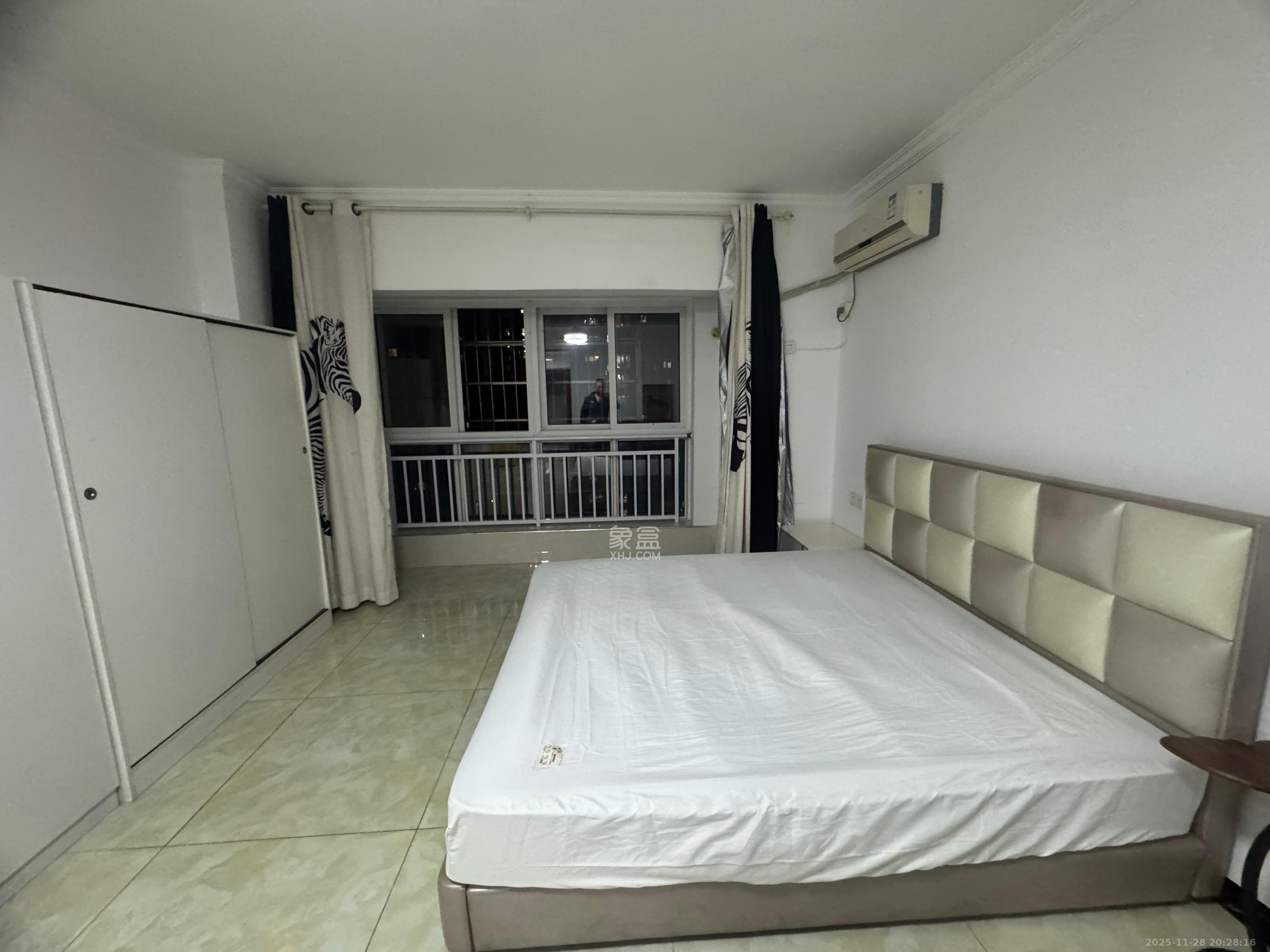 时代星空  1室1厅1卫    1200.0元/月