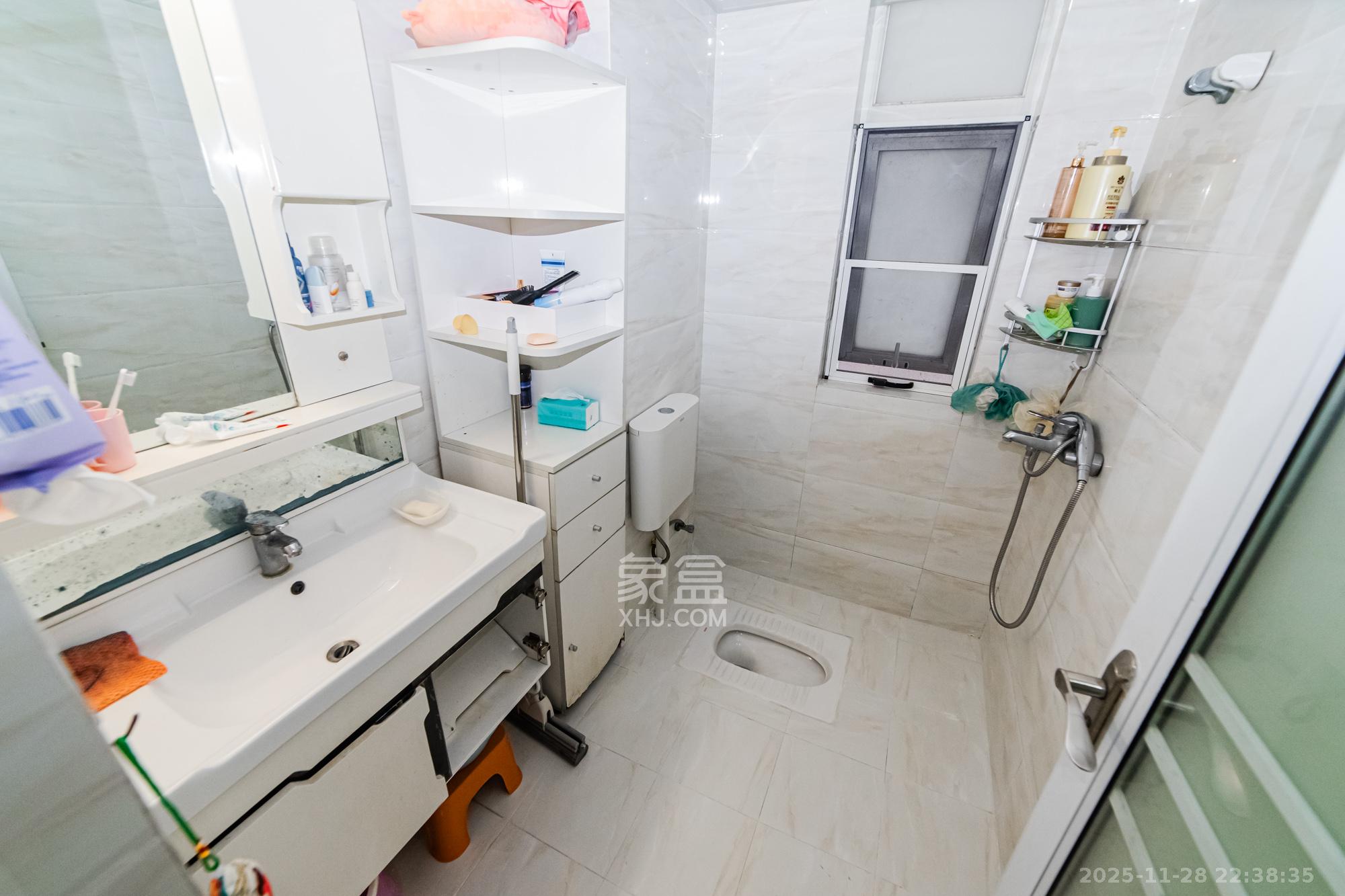 北辰三角洲D3区 3室2厅1卫 115.0万 北辰三角洲D3区 3室2厅1卫 115.0万卫生间