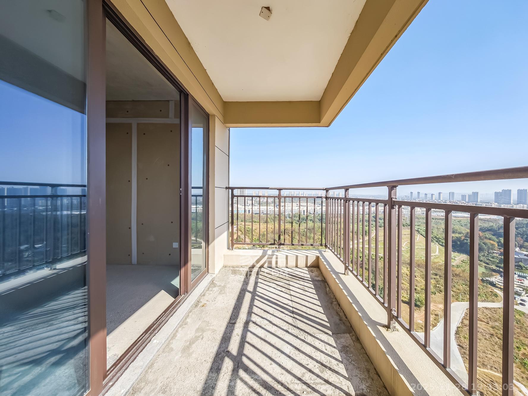 保利堂悦 3室2厅2卫 69.8万 保利堂悦 3室2厅2卫 69.8万阳台