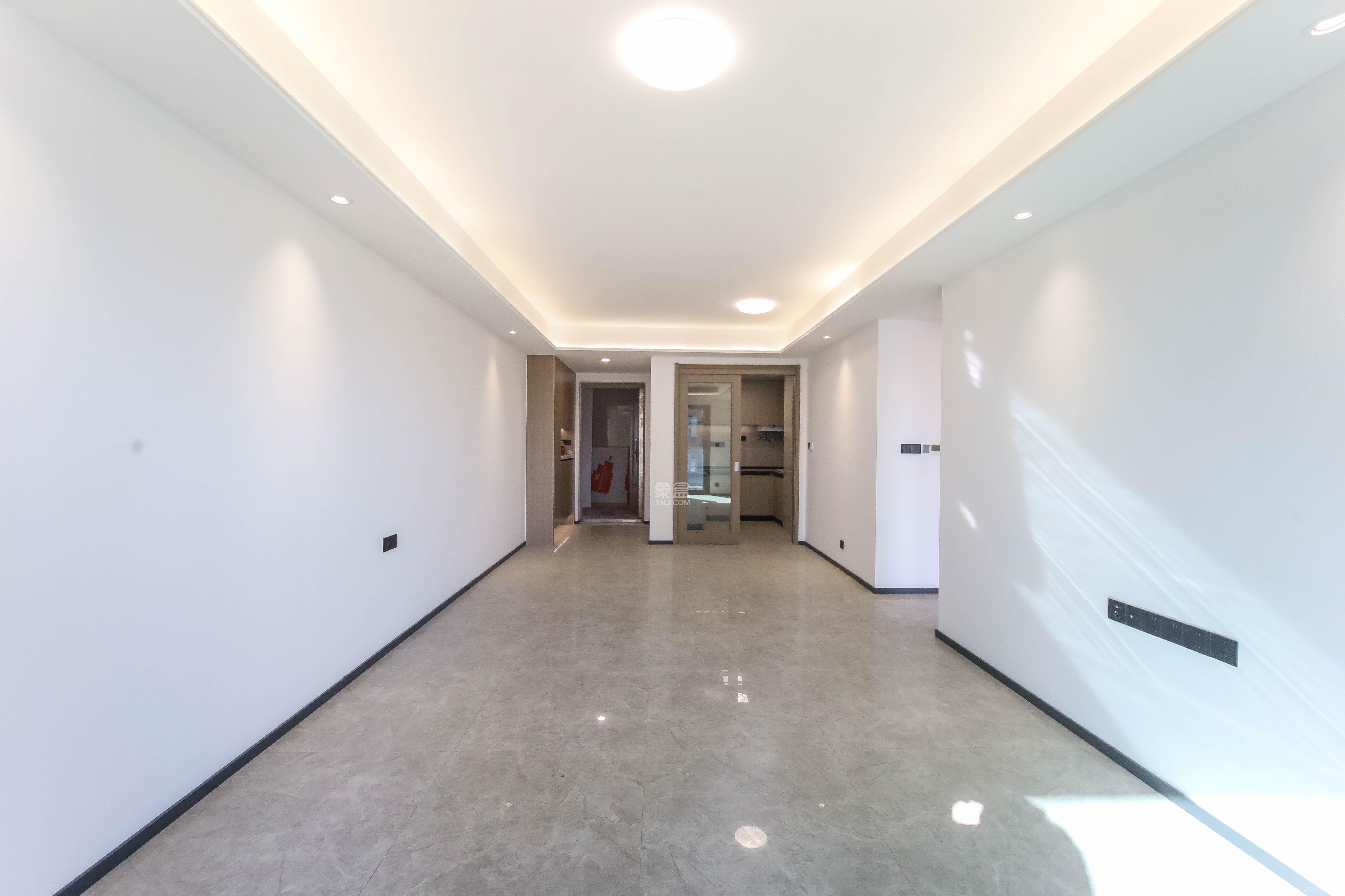 德奥上河城章 3室2厅2卫 150.0万 德奥上河城章 3室2厅2卫 150.0万客厅