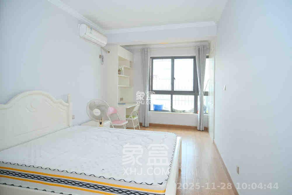 好望谷  3室2厅2卫    2200.0元/月室内图