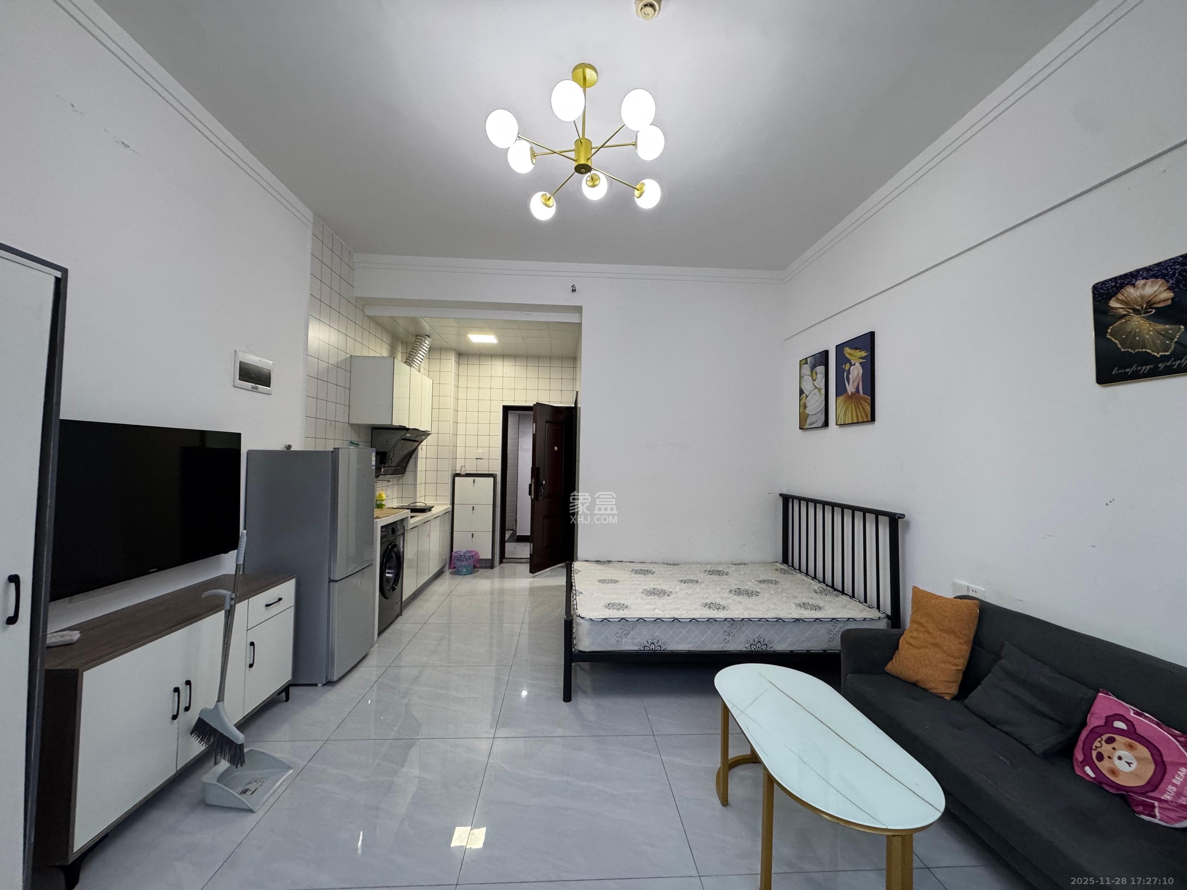 裕天国际商汇中心  1室1厅1卫    1300.0元/月室内图