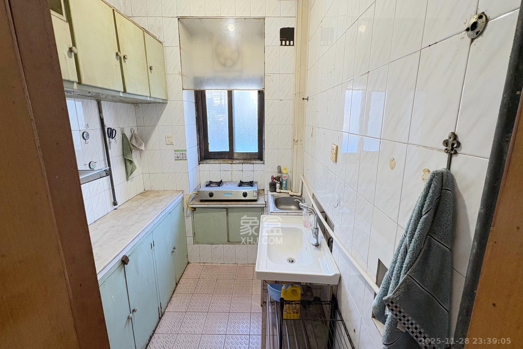 湖南省道路运输管理局 2室1厅1卫 35.0万 湖南省道路运输管理局 2室1厅1卫 35.0万厨房