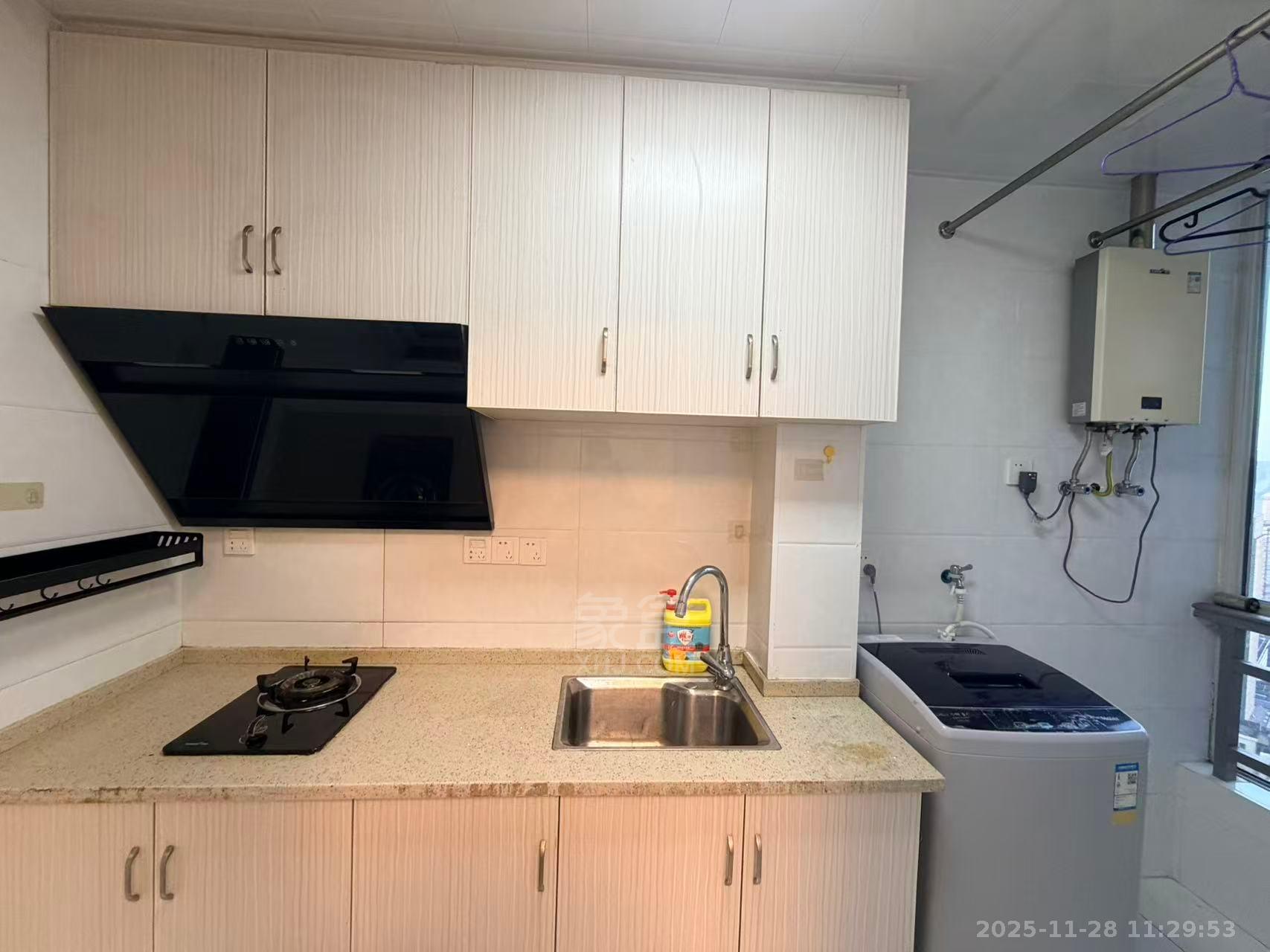 庐山一号 1室1厅1卫 1200.0元/月 庐山一号 1室1厅1卫 1200.0元/月室内图