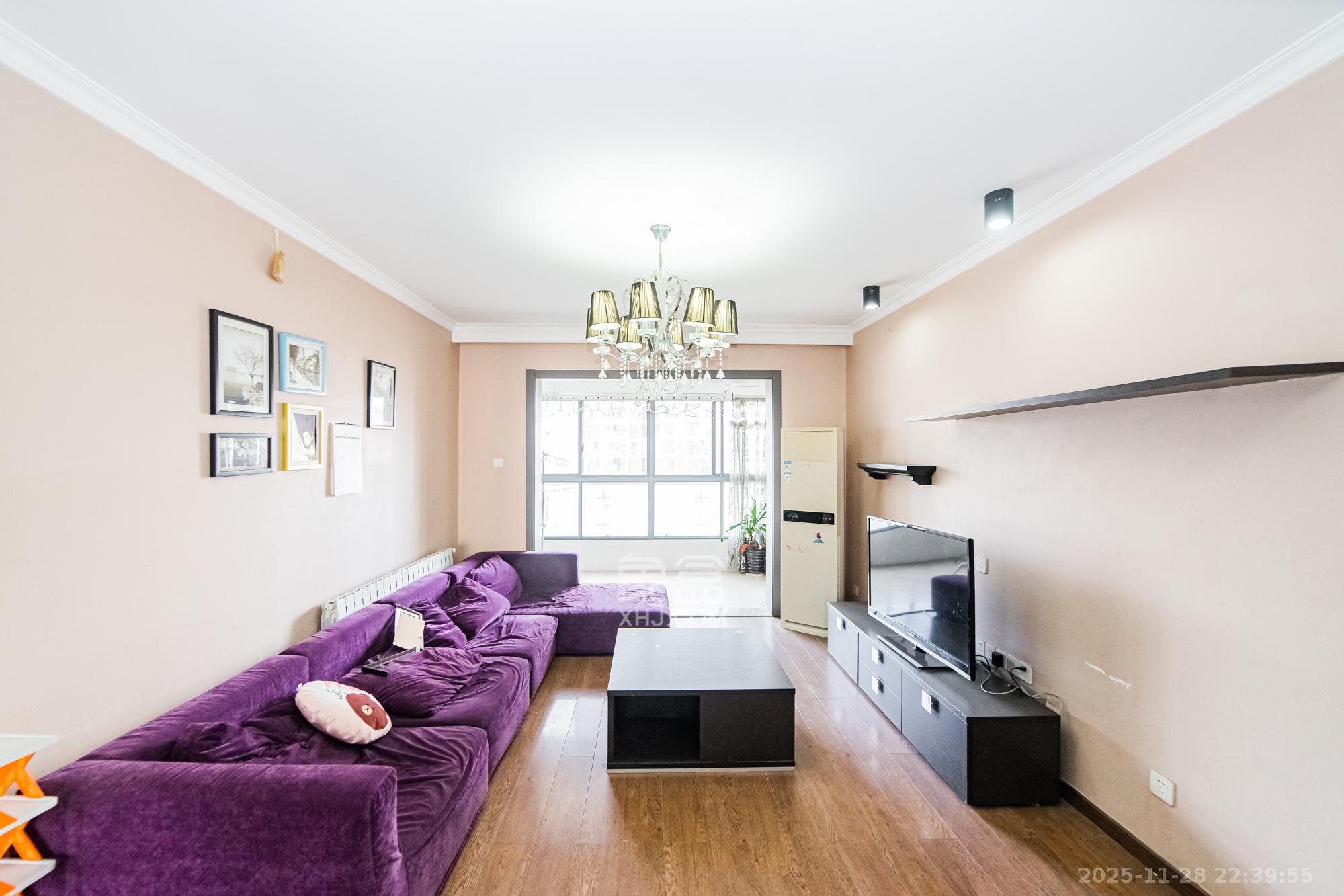 北辰三角洲D3区 3室2厅2卫 170.0万 北辰三角洲D3区 3室2厅2卫 170.0万客厅