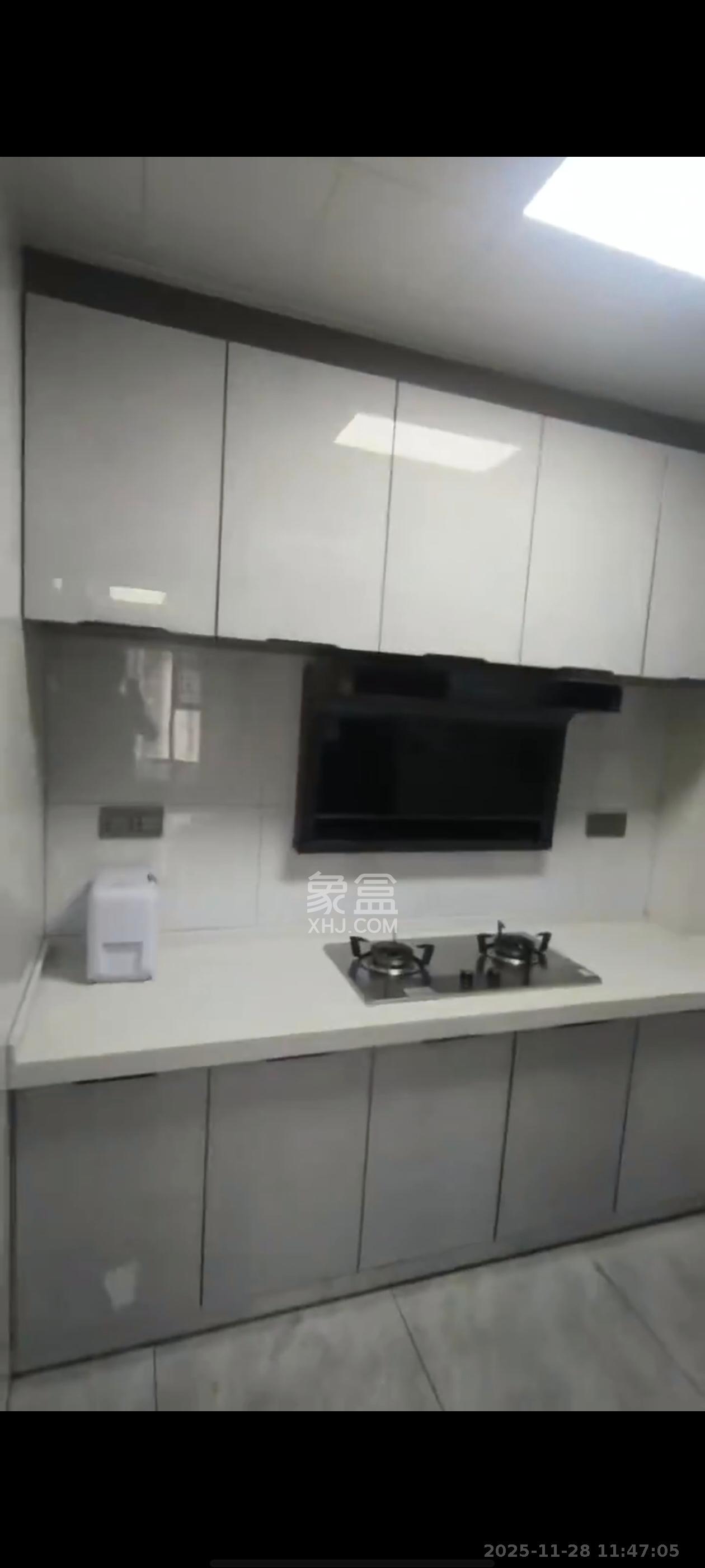 金侨风华府 3室2厅1卫 2400.0元/月 金侨风华府 3室2厅1卫 2400.0元/月室内图