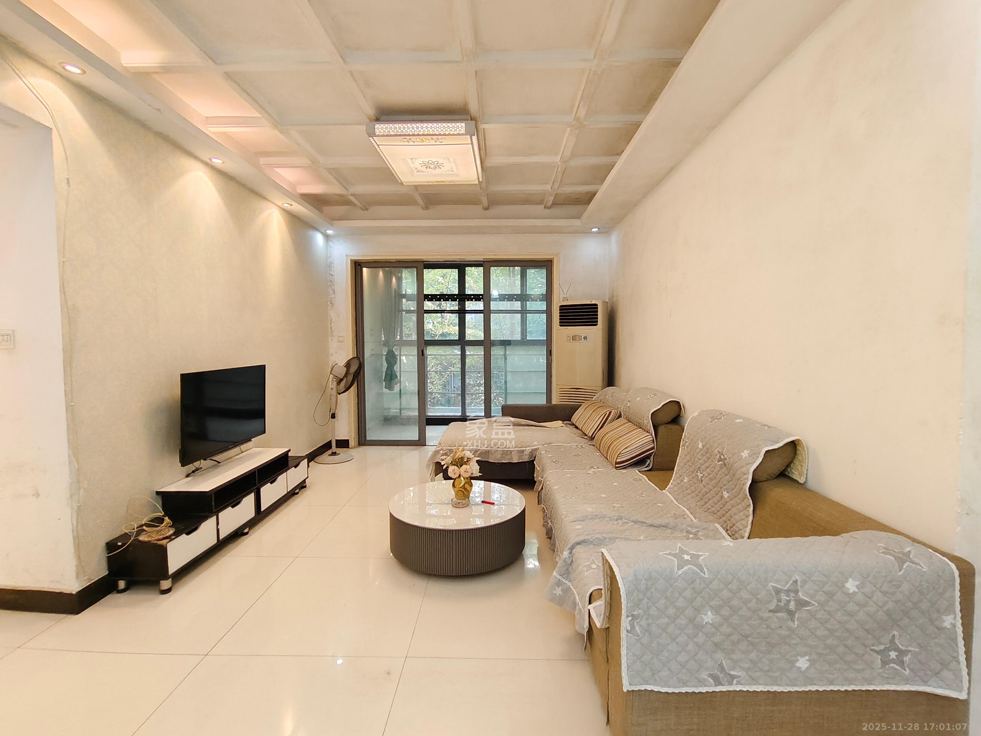 银港水晶城 2室2厅1卫 2000.0元/月 银港水晶城 2室2厅1卫 2000.0元/月室内图