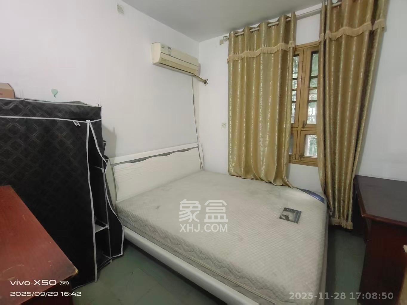 省气象局宿舍  3室1厅1卫    2000.0元/月室内图