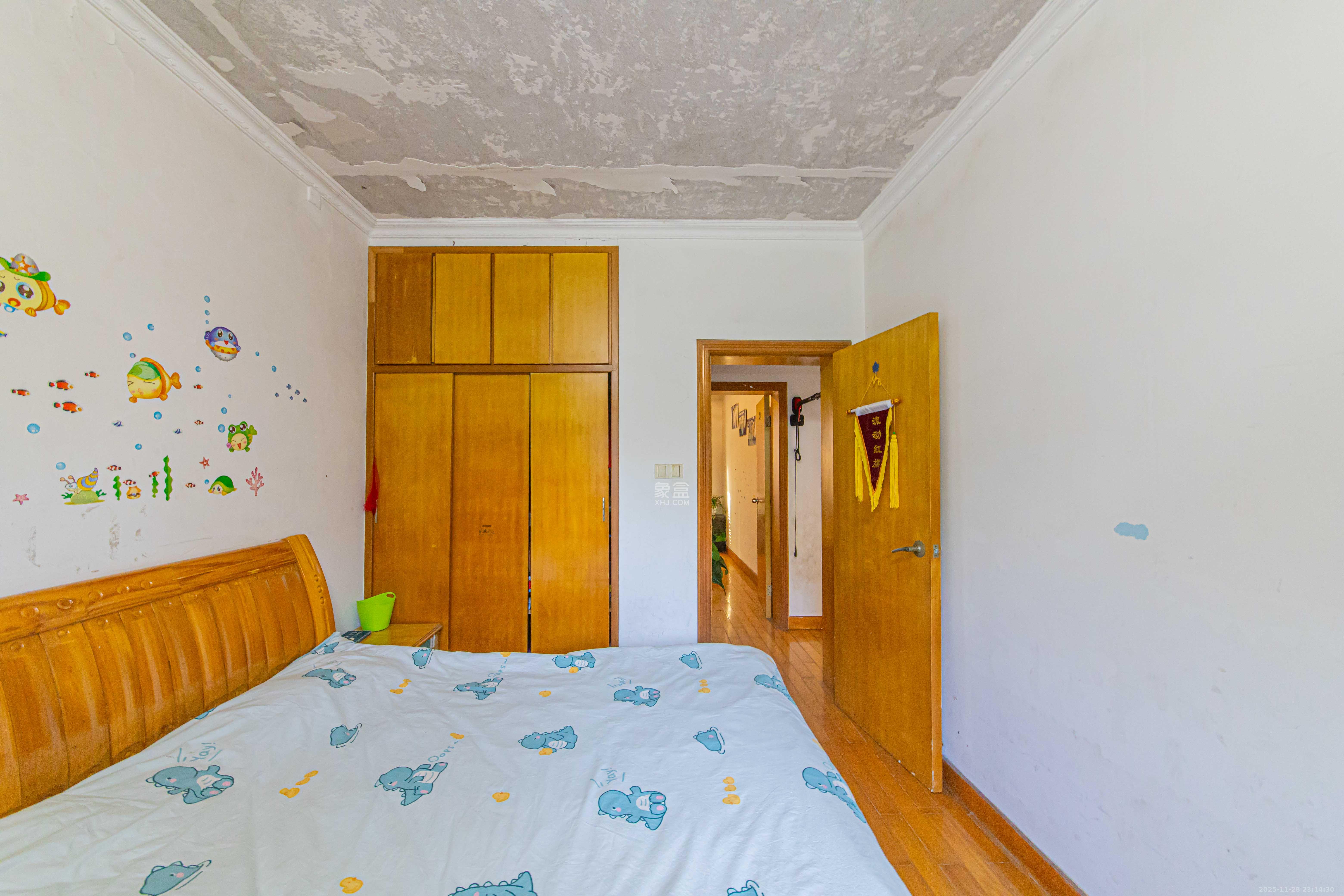 黑石铺路48所家属区(第四十八研究所) 3室2厅2卫 75.0万 黑石铺路48所家属区(第四十八研究所) 3室2厅2卫 75.0万卧室