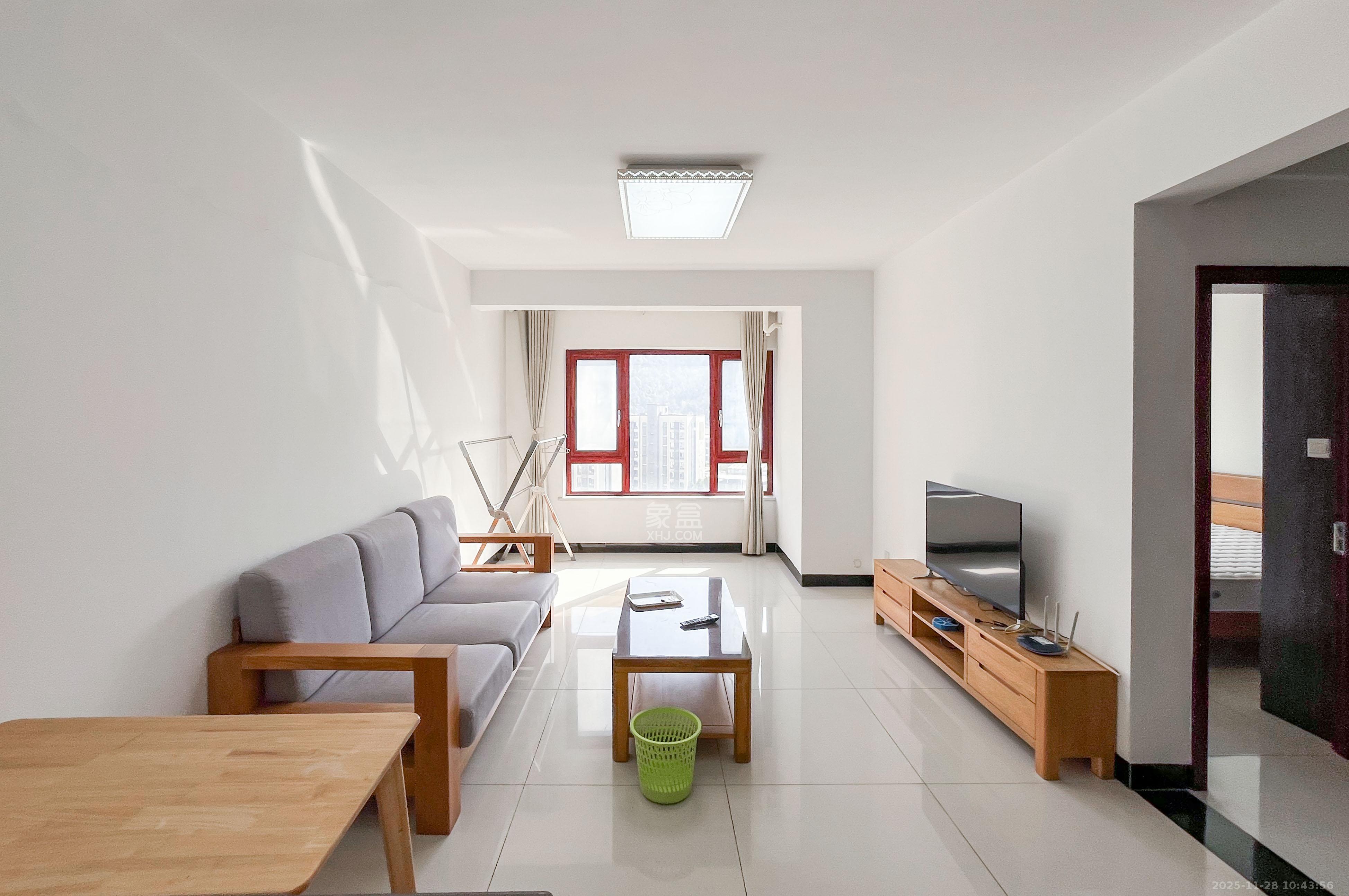 中海梅溪湖壹号  3室2厅1卫    118.0万