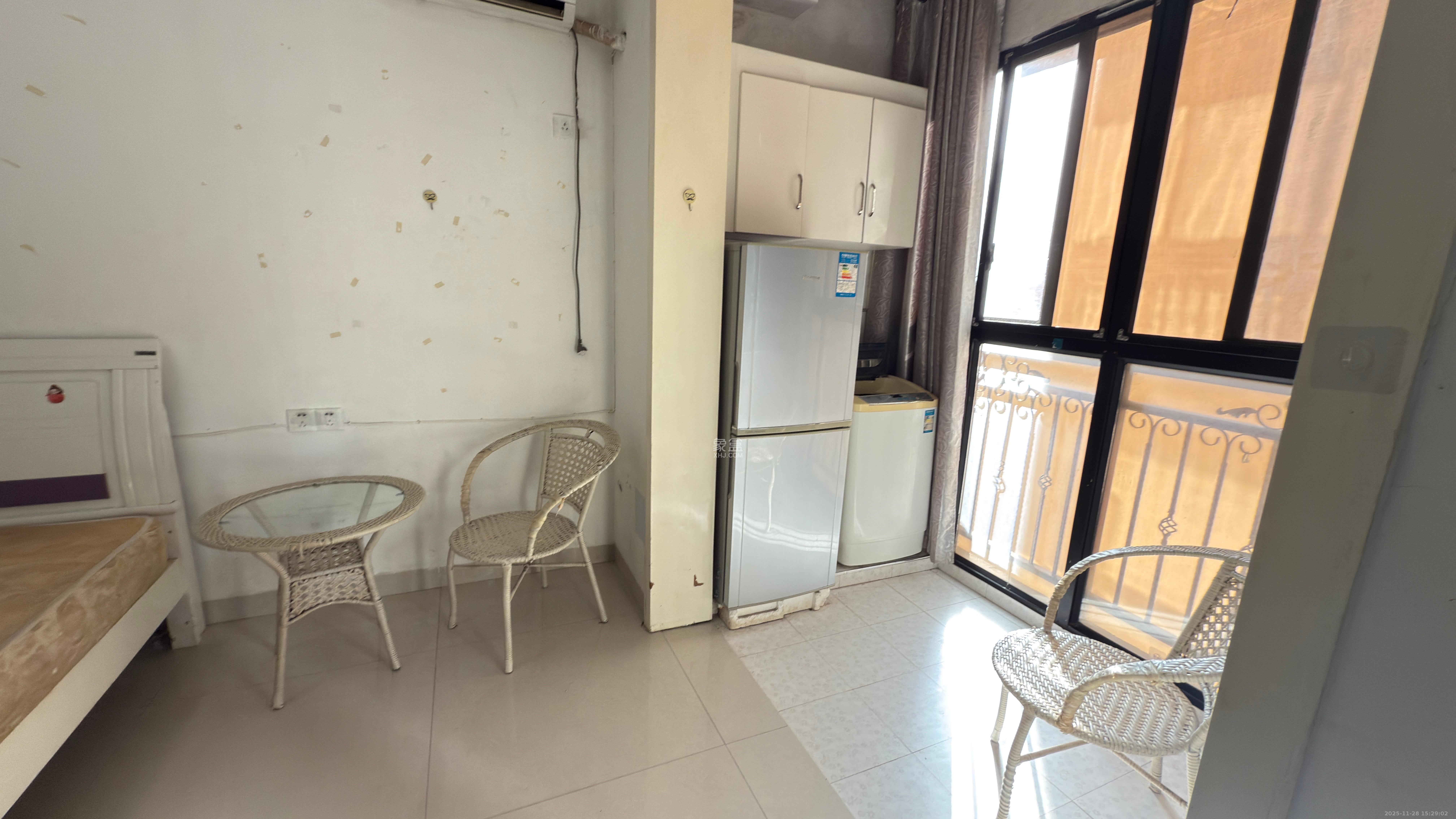 金侨城 1室1厅1卫 850.0元/月 金侨城 1室1厅1卫 850.0元/月室内图