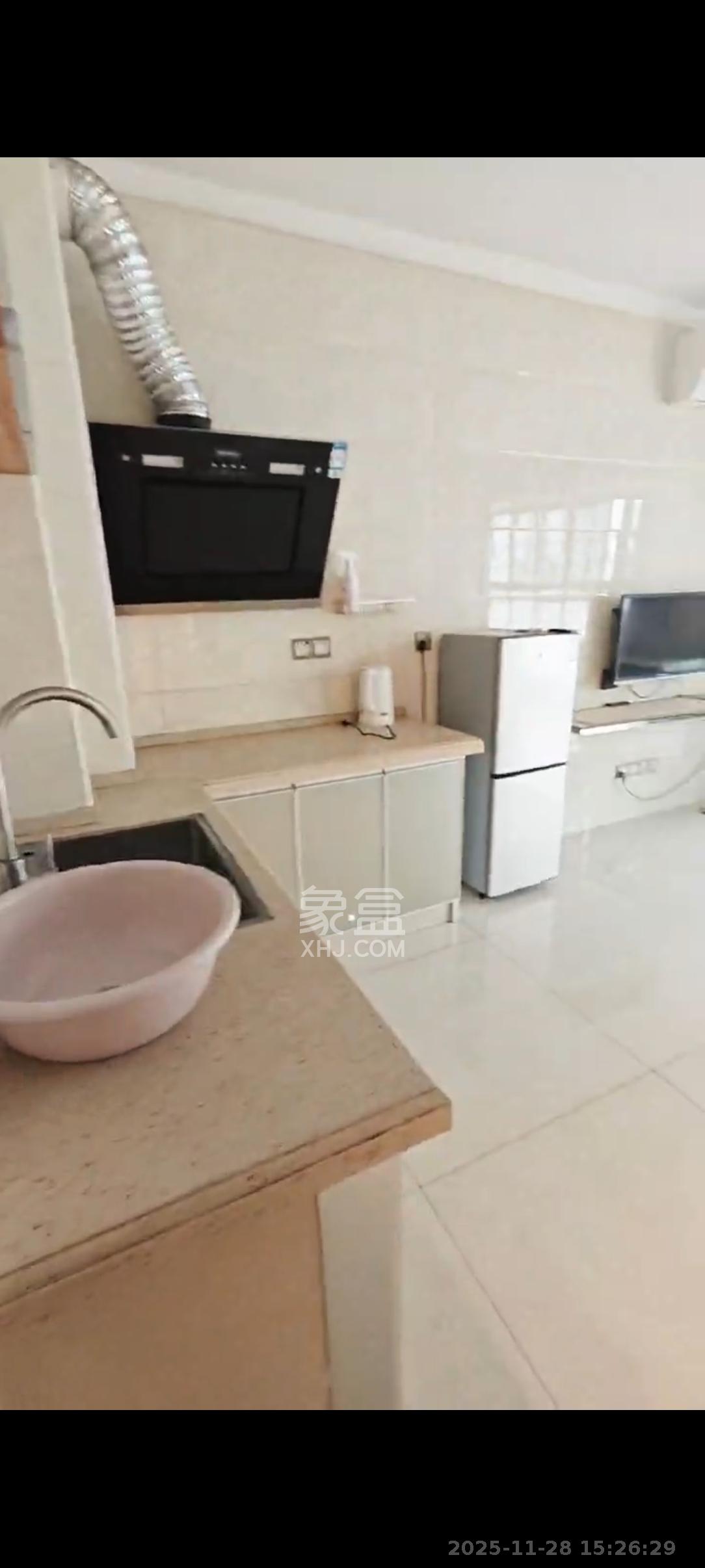 湘楚华庭 1室1厅1卫 1200.0元/月 湘楚华庭 1室1厅1卫 1200.0元/月室内图