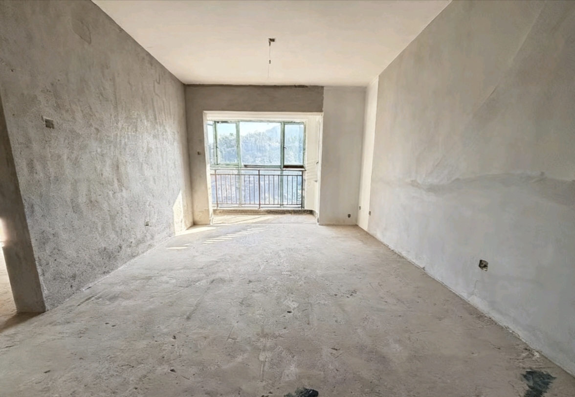 东宸江山里  3室2厅1卫    49.8万