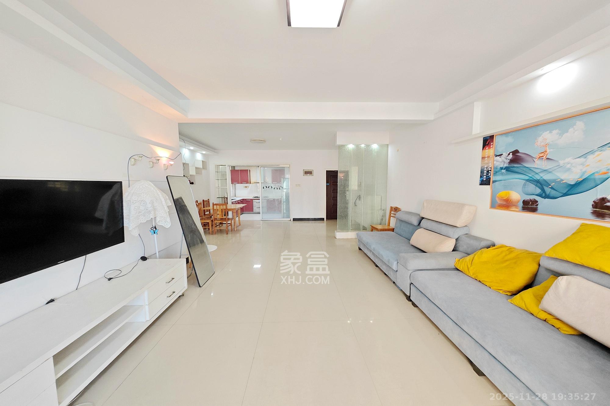 书香名邸  3室2厅2卫    98.0万