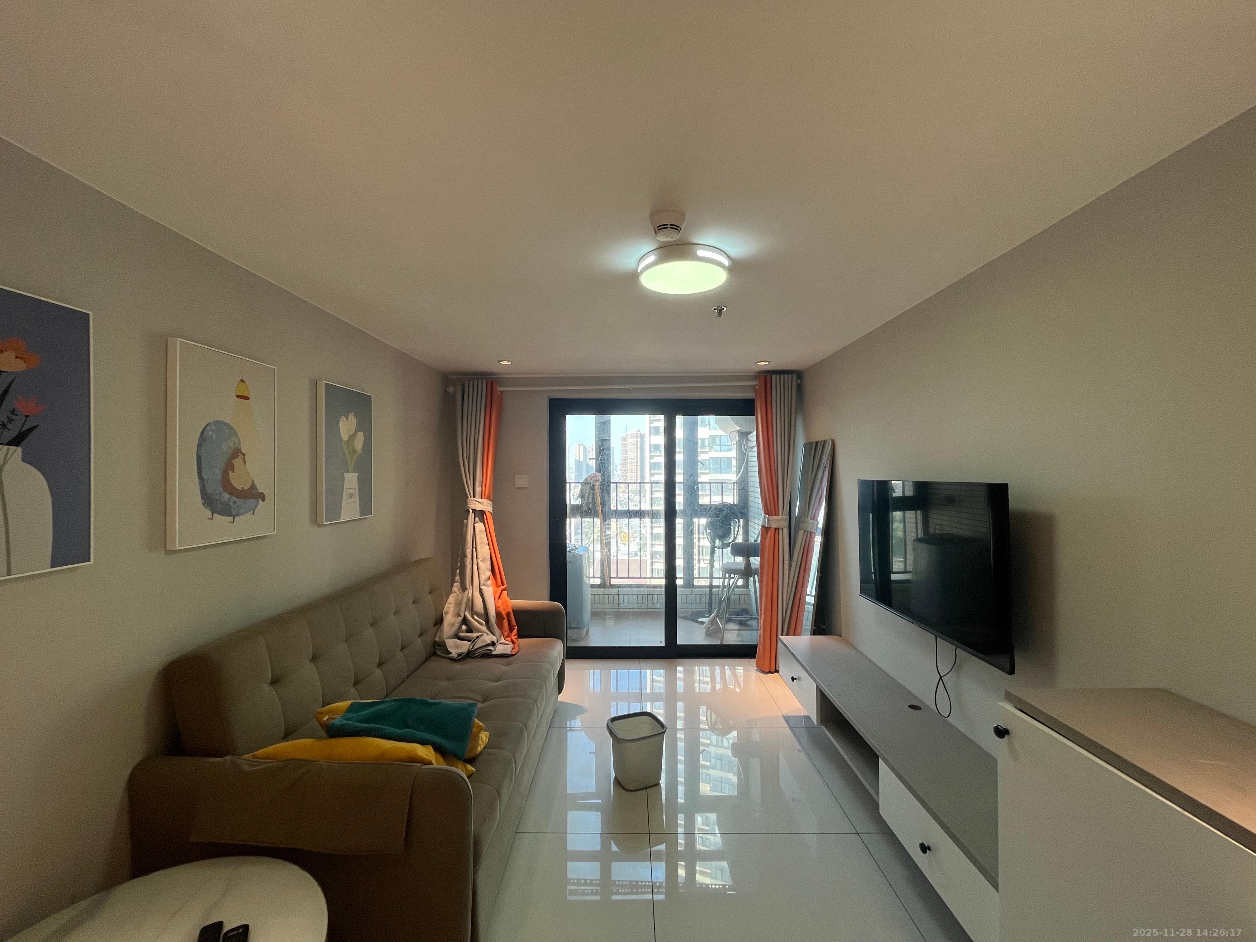 时代年华  1室1厅1卫    1300.0元/月