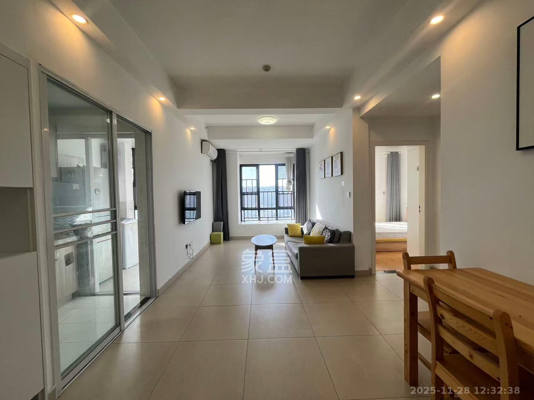 荣悦台  2室2厅1卫    2800.0元/月