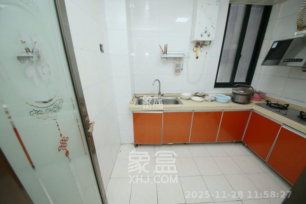 东玺门  2室1厅1卫    2100.0元/月室内图