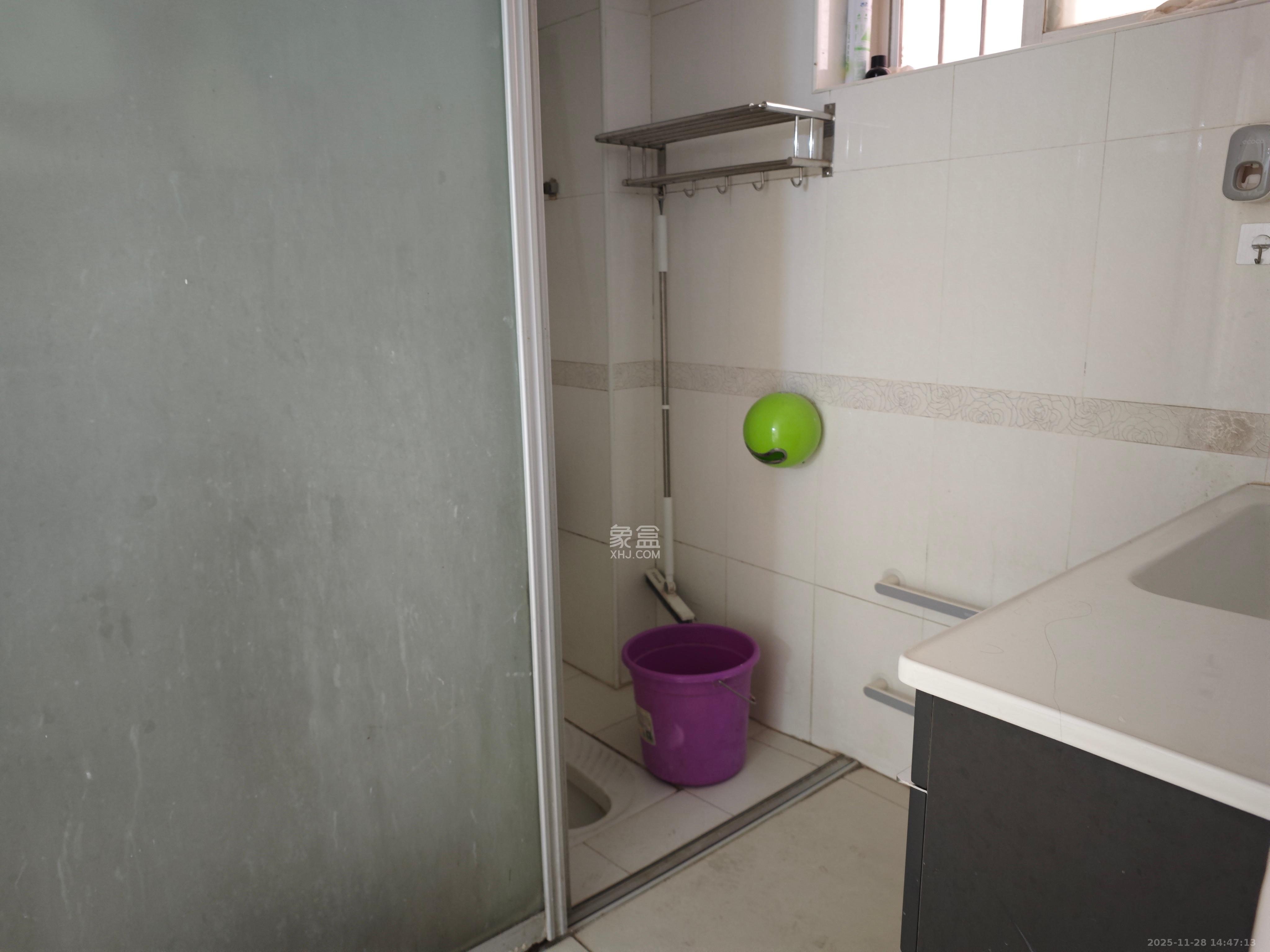 城市山水豪园（山水城市风景）  3室2厅2卫    2600.0元/月室内图