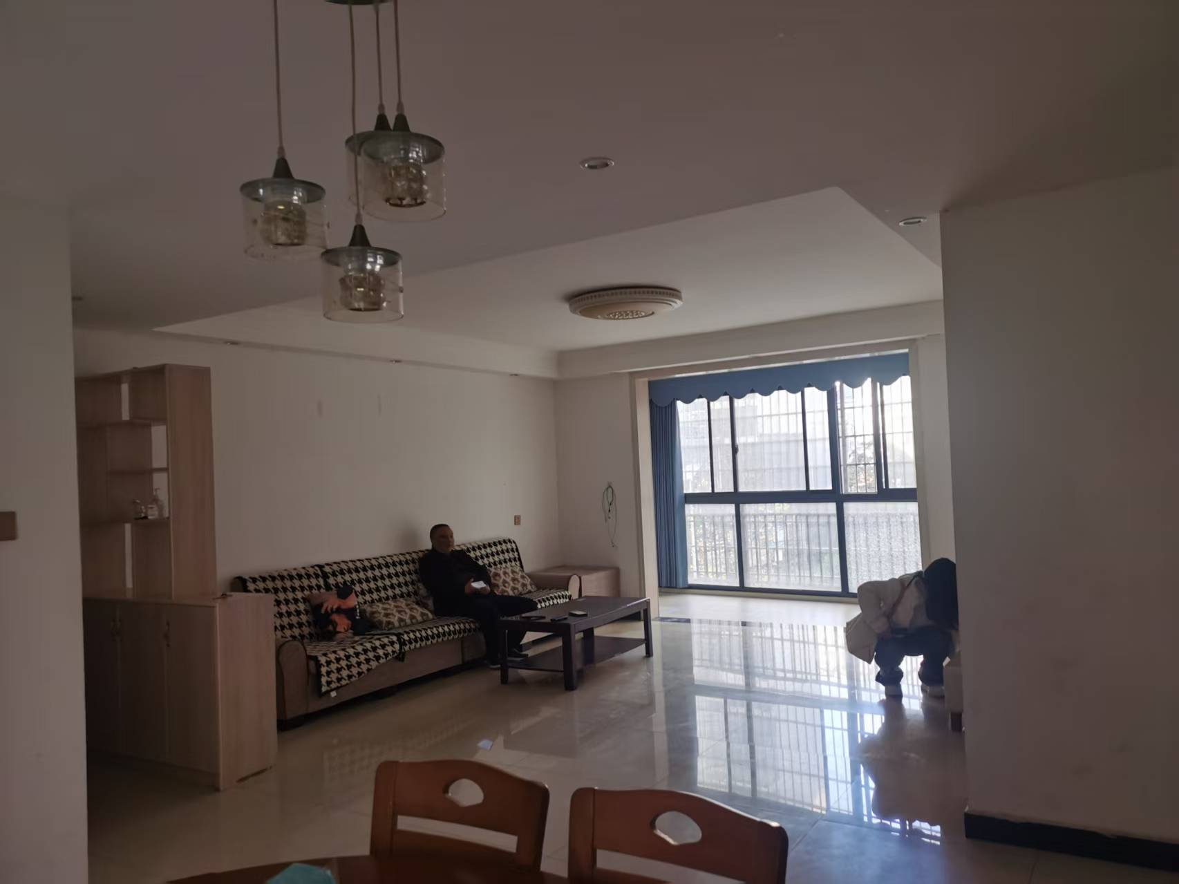 熙城春天  3室2厅2卫    1600.0元/月