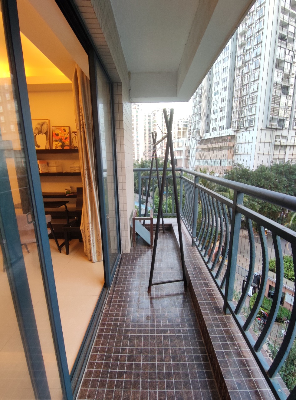 滨海贵族 3室2厅1卫 3500.0元/月 滨海贵族 3室2厅1卫 3500.0元/月室内图