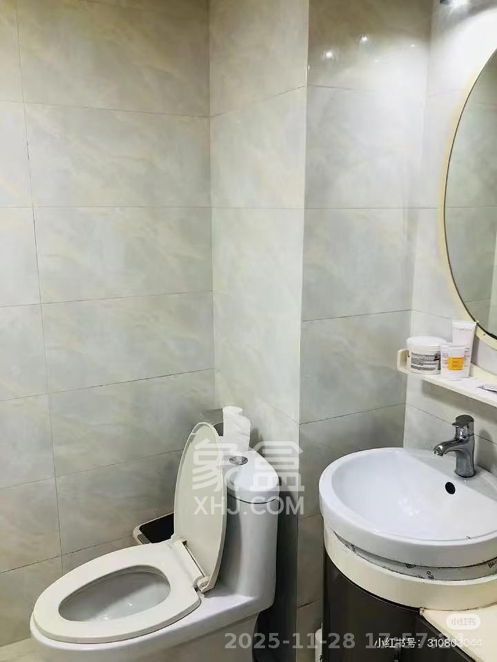 上峰苑(兰亭玥岛) 1室1厅1卫 1500.0元/月 上峰苑(兰亭玥岛) 1室1厅1卫 1500.0元/月室内图