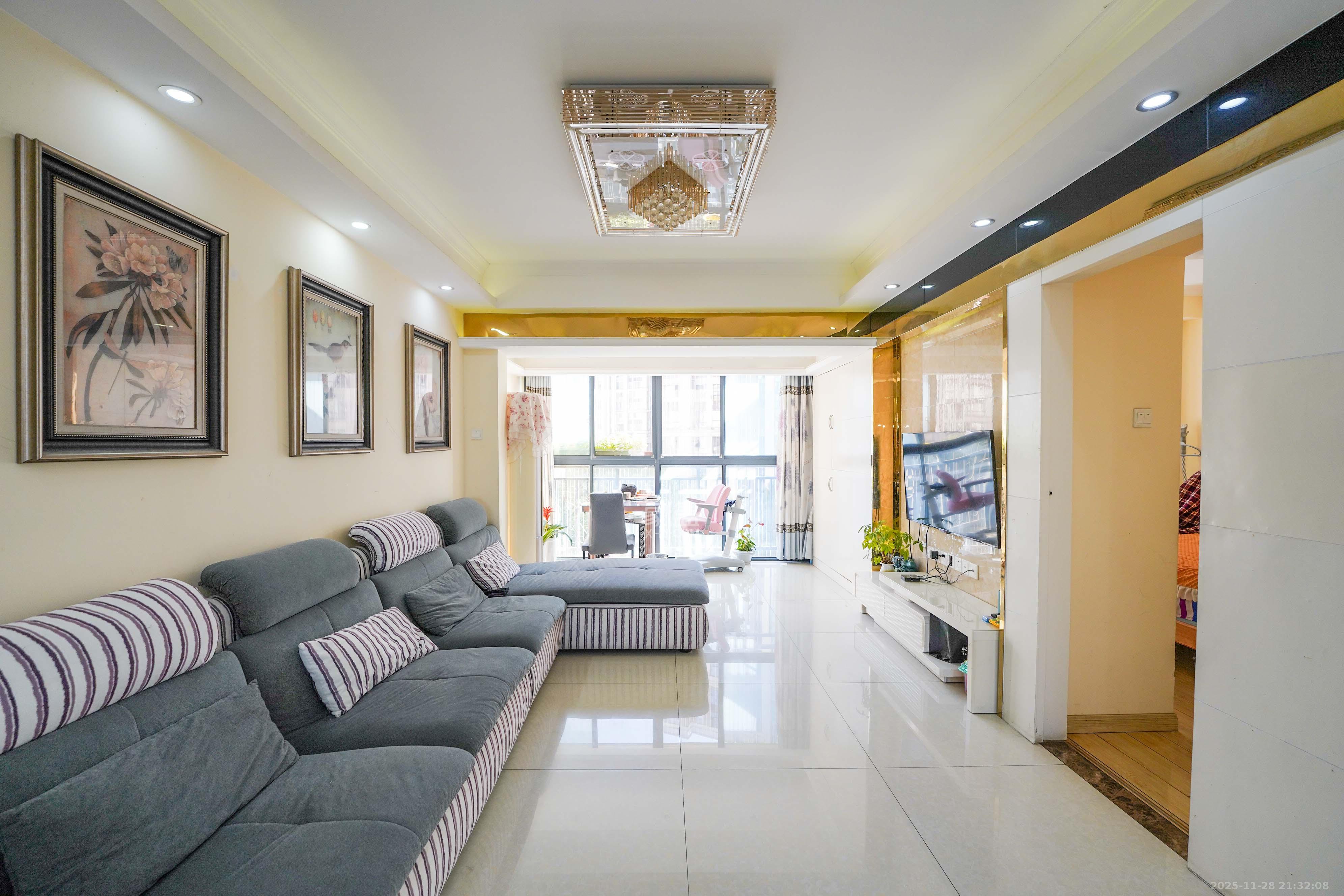 五矿紫湖香醍  4室2厅2卫    75.0万