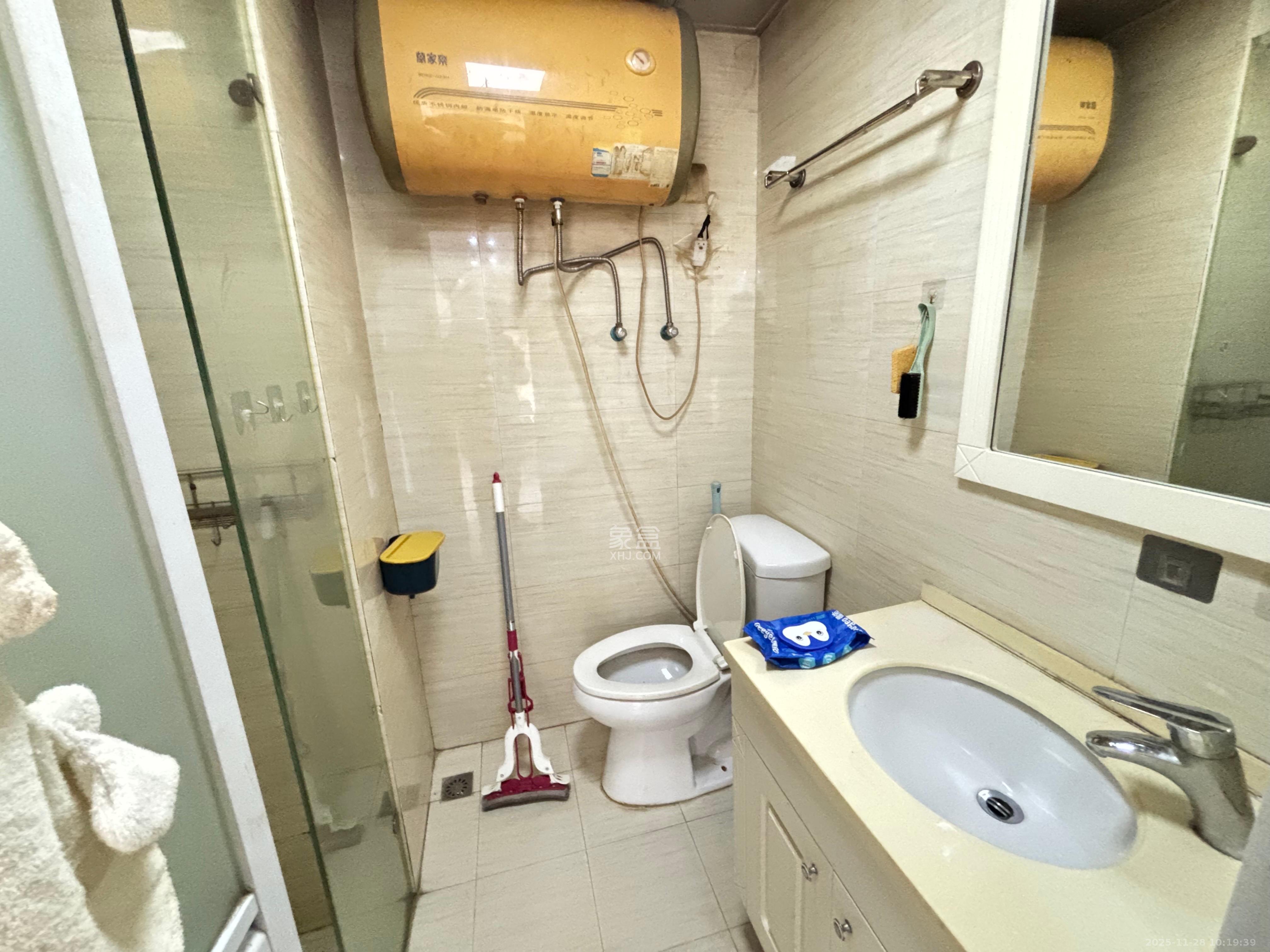 中建木莲工社  1室1厅1卫    1400.0元/月室内图