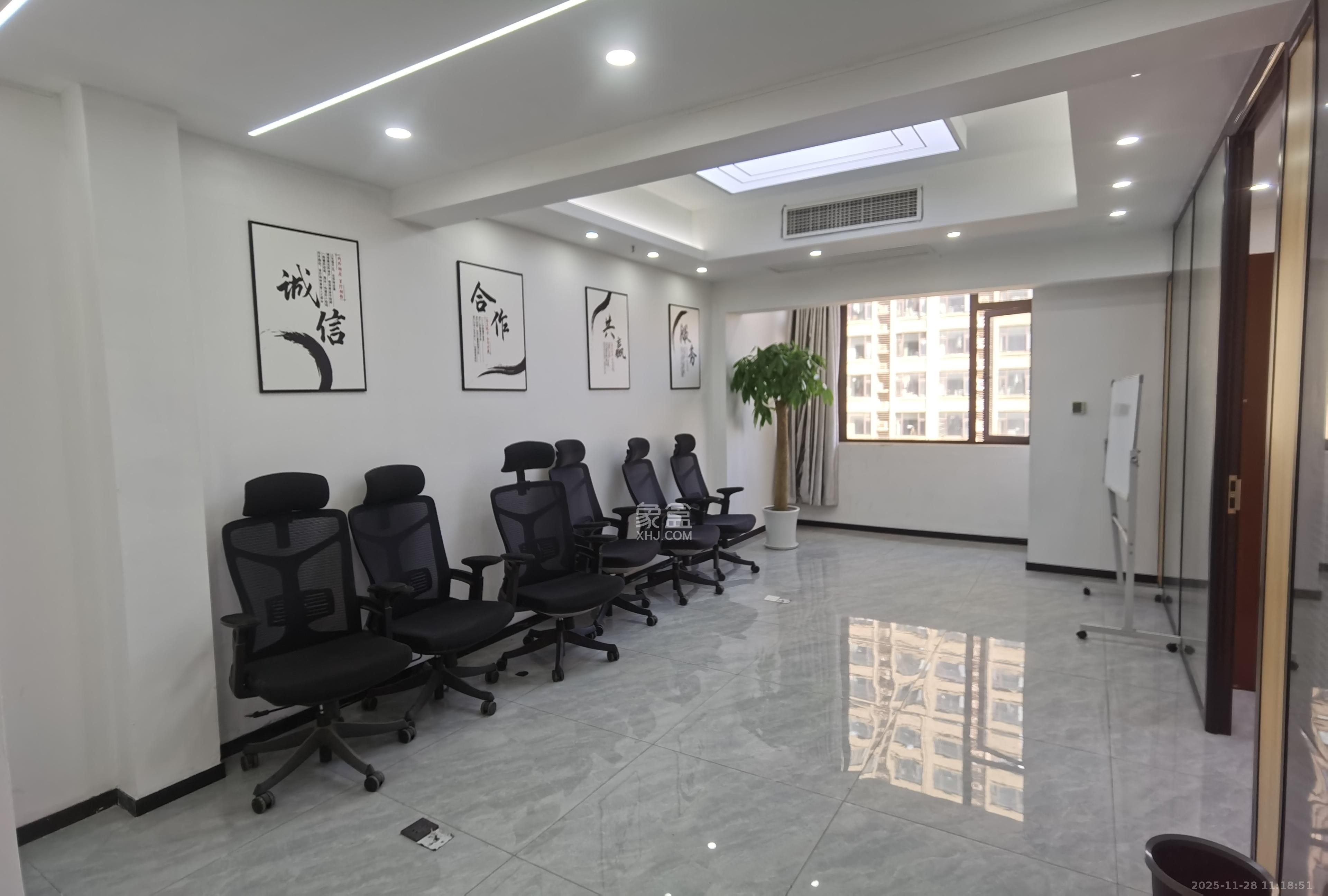 喜盈门范城  2室1厅0卫    4900.0元/月