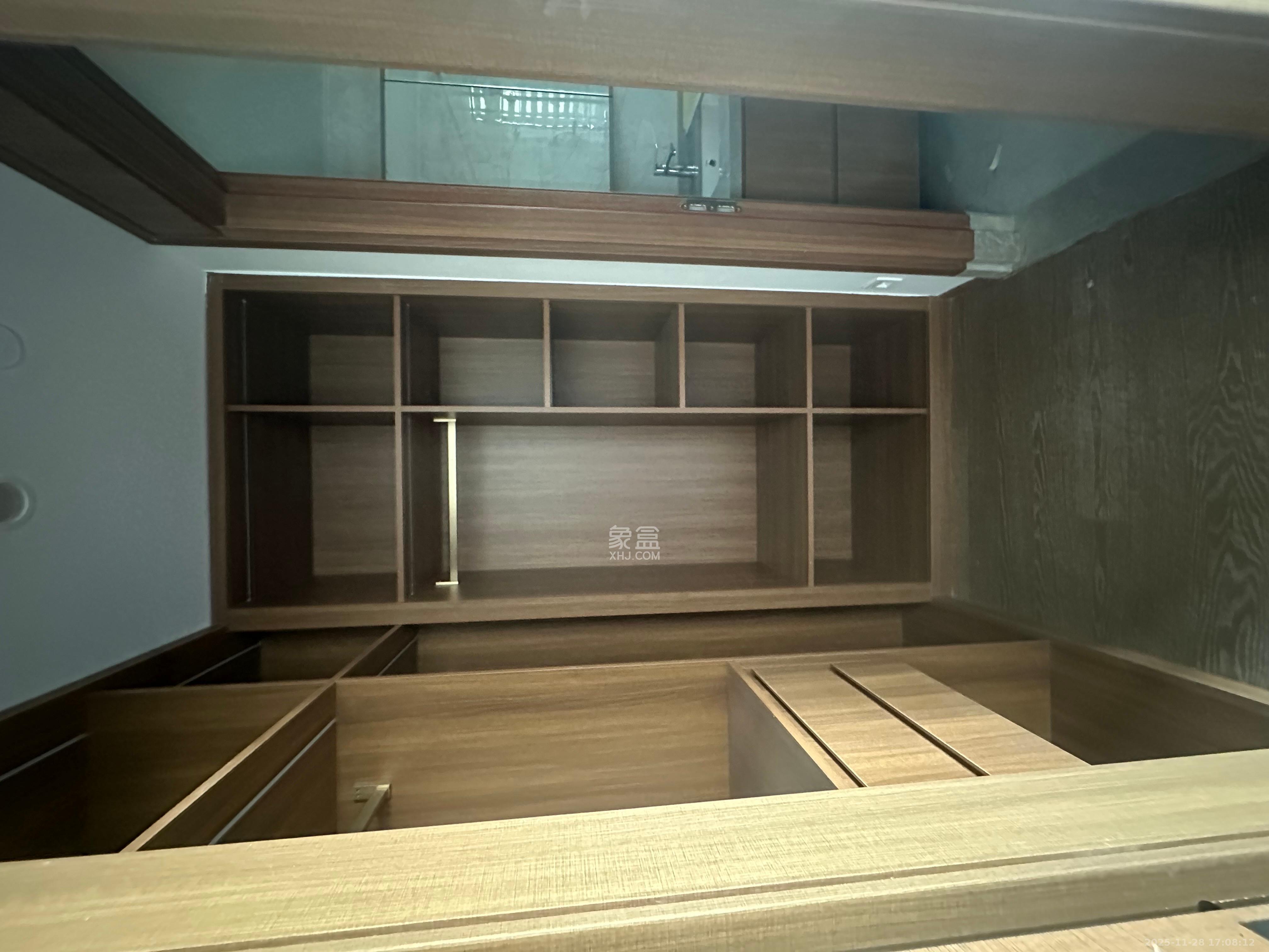 江山印  4室2厅3卫    16000.0元/月室内图