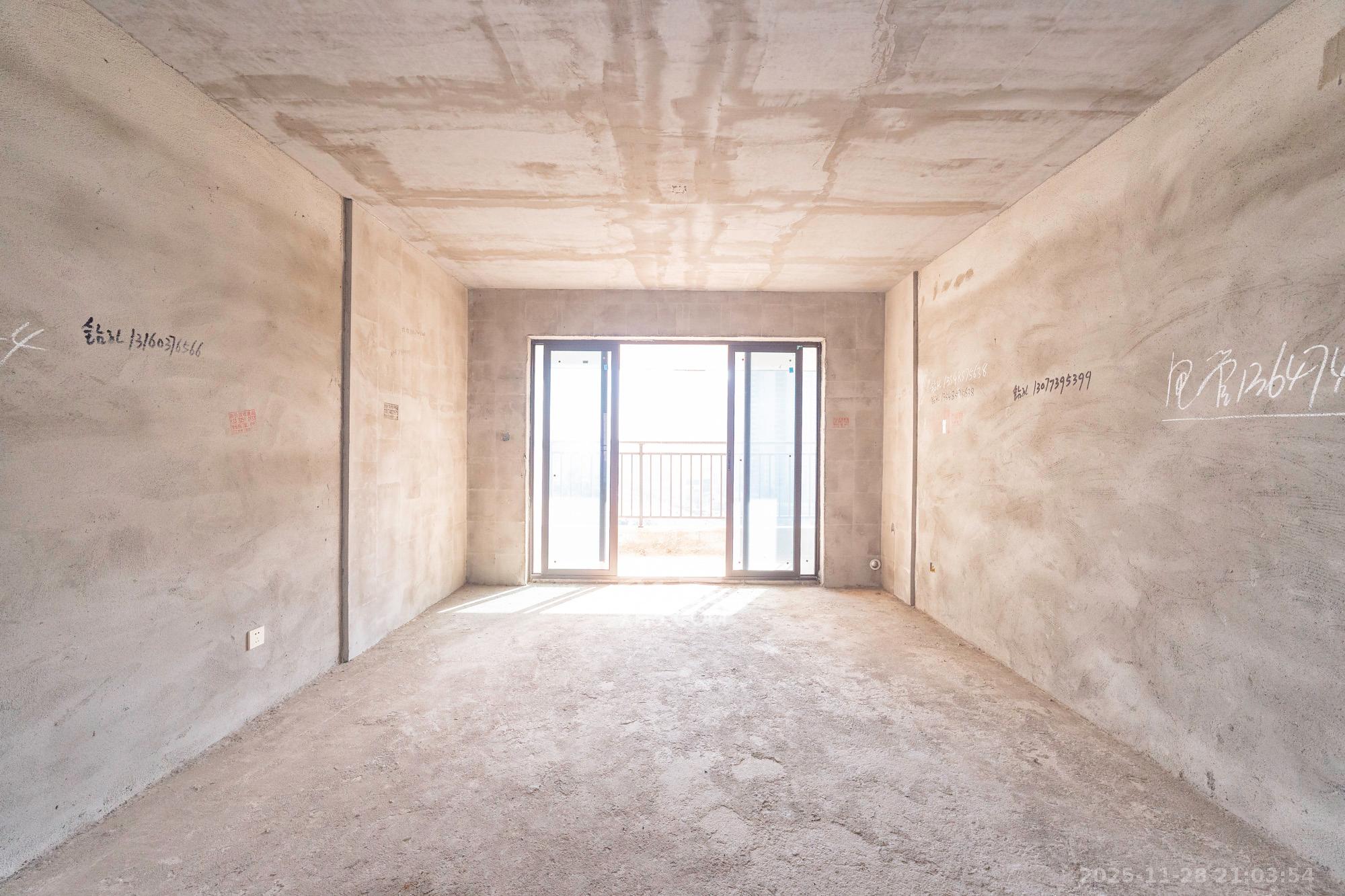 金广星苑  3室2厅2卫    68.0万