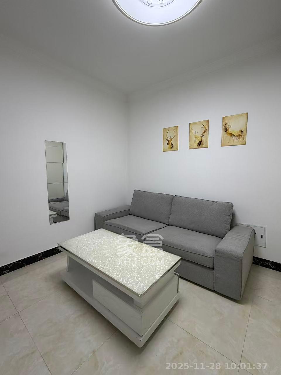 北辰三角洲E3区 1室1厅1卫 2100.0元/月 北辰三角洲E3区 1室1厅1卫 2100.0元/月室内图