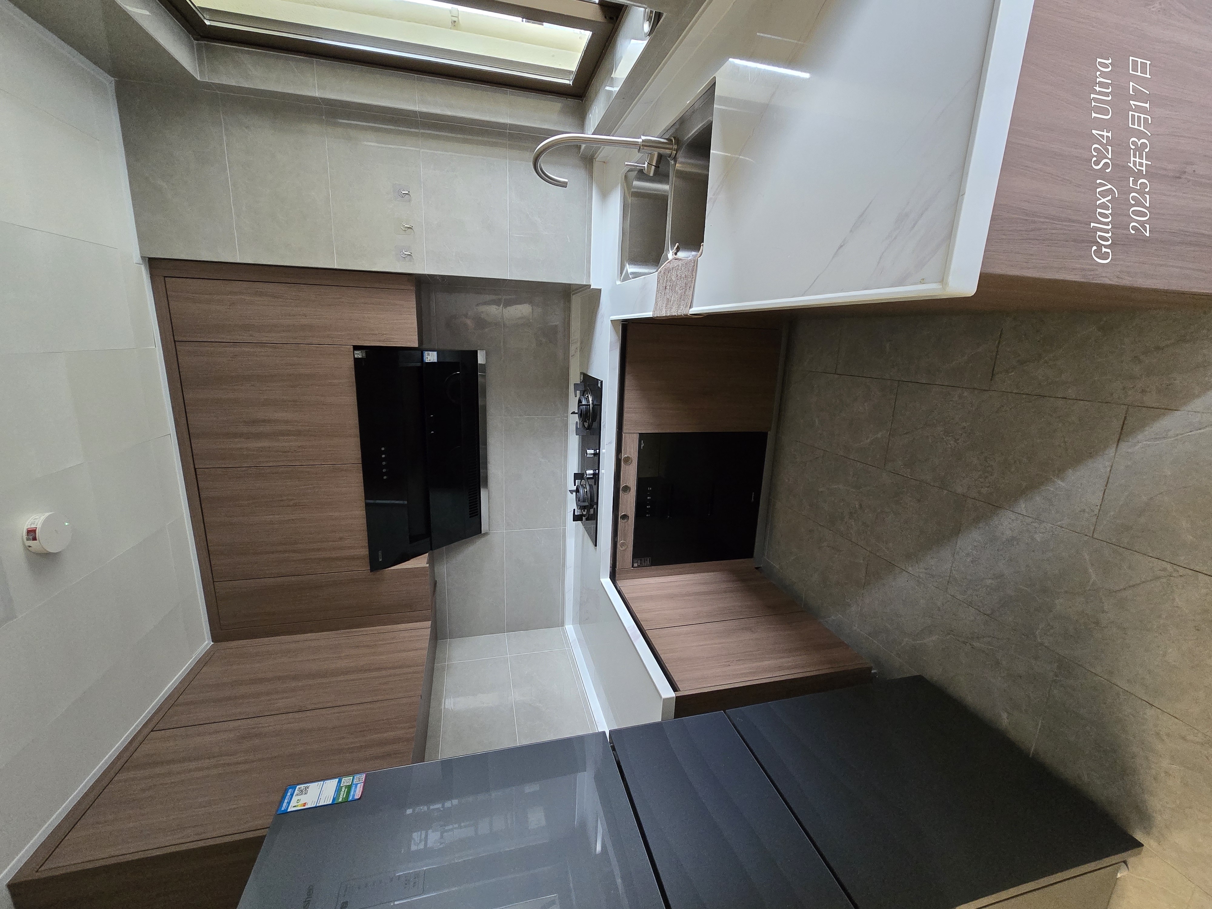 金湖壹号  3室2厅2卫    5000.0元/月室内图