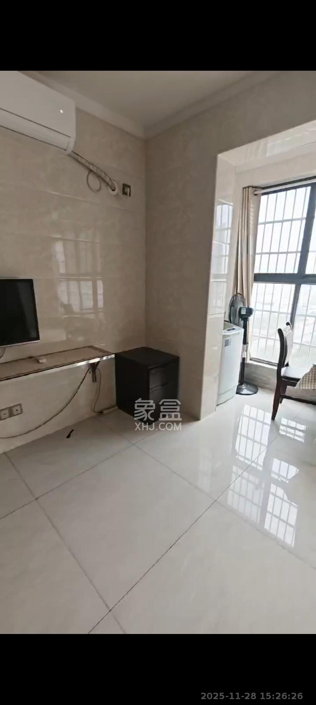 湘楚华庭 1室1厅1卫 1200.0元/月 湘楚华庭 1室1厅1卫 1200.0元/月室内图