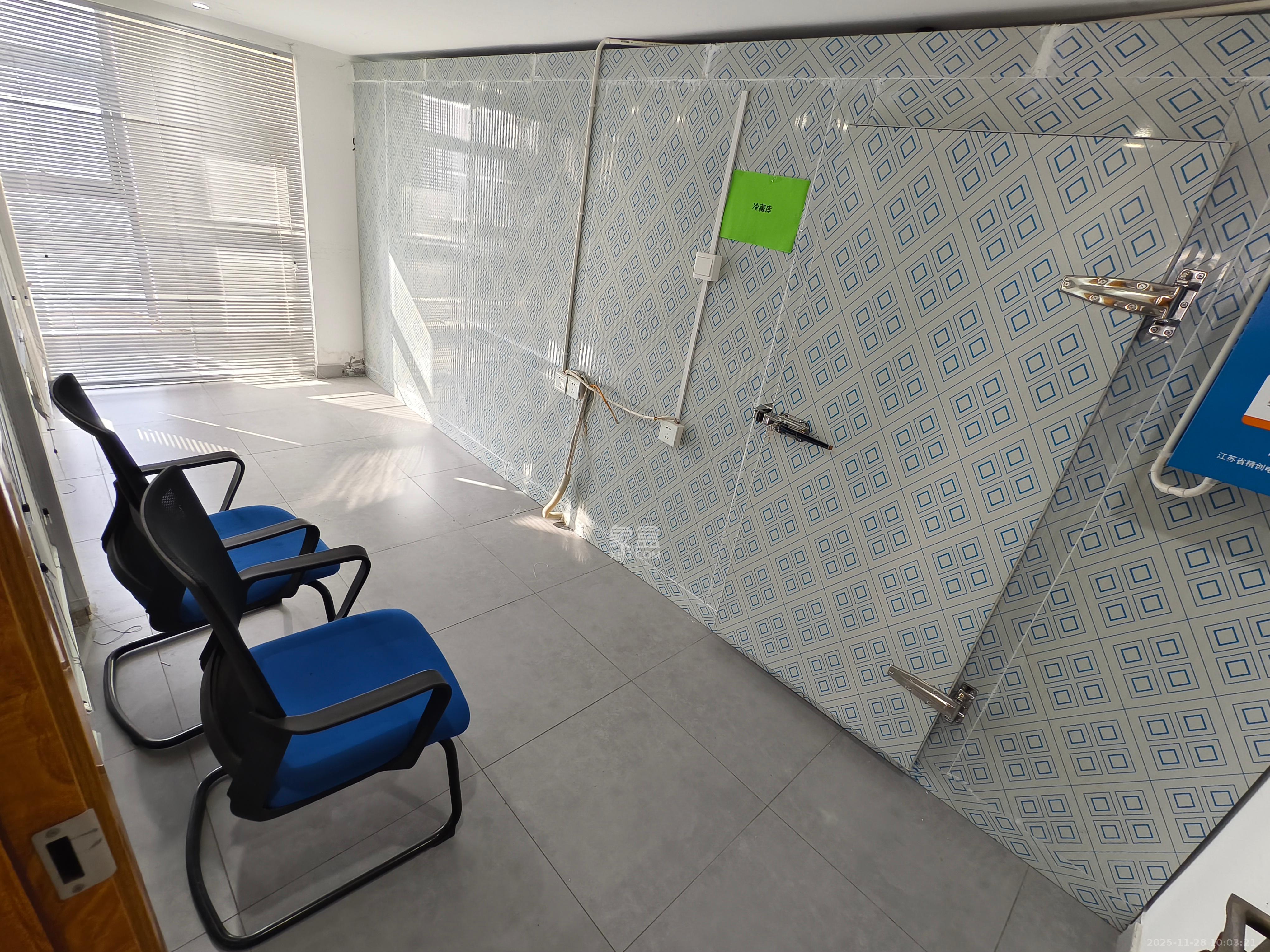 新世界创邸   192.0㎡      9000.0元/月室内图