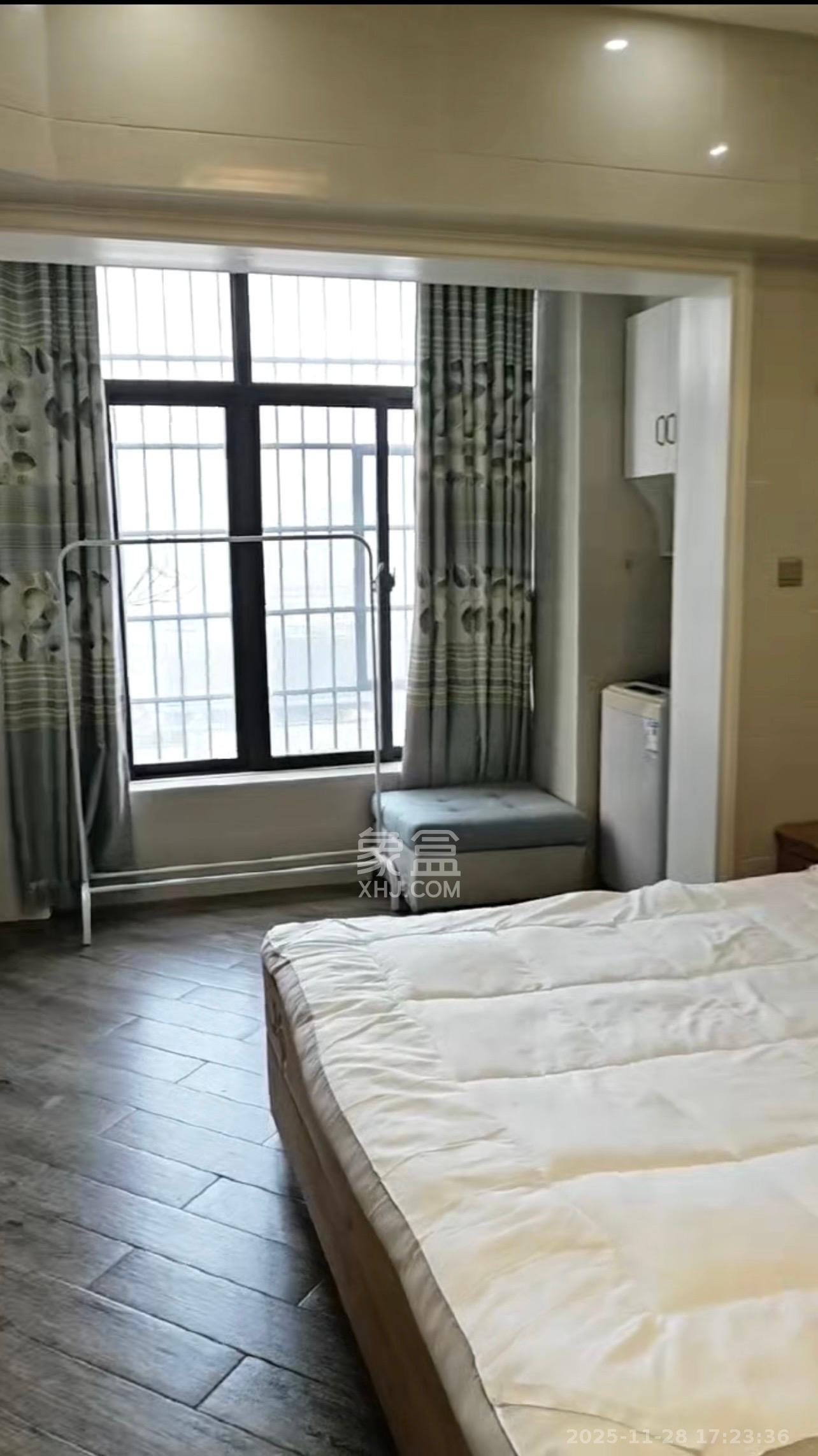 和润园三期  2室1厅1卫    2300.0元/月