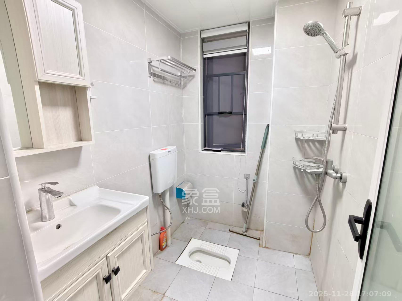 新城新世界四期柏樾 2室2厅1卫 2600.0元/月 新城新世界四期柏樾 2室2厅1卫 2600.0元/月室内图