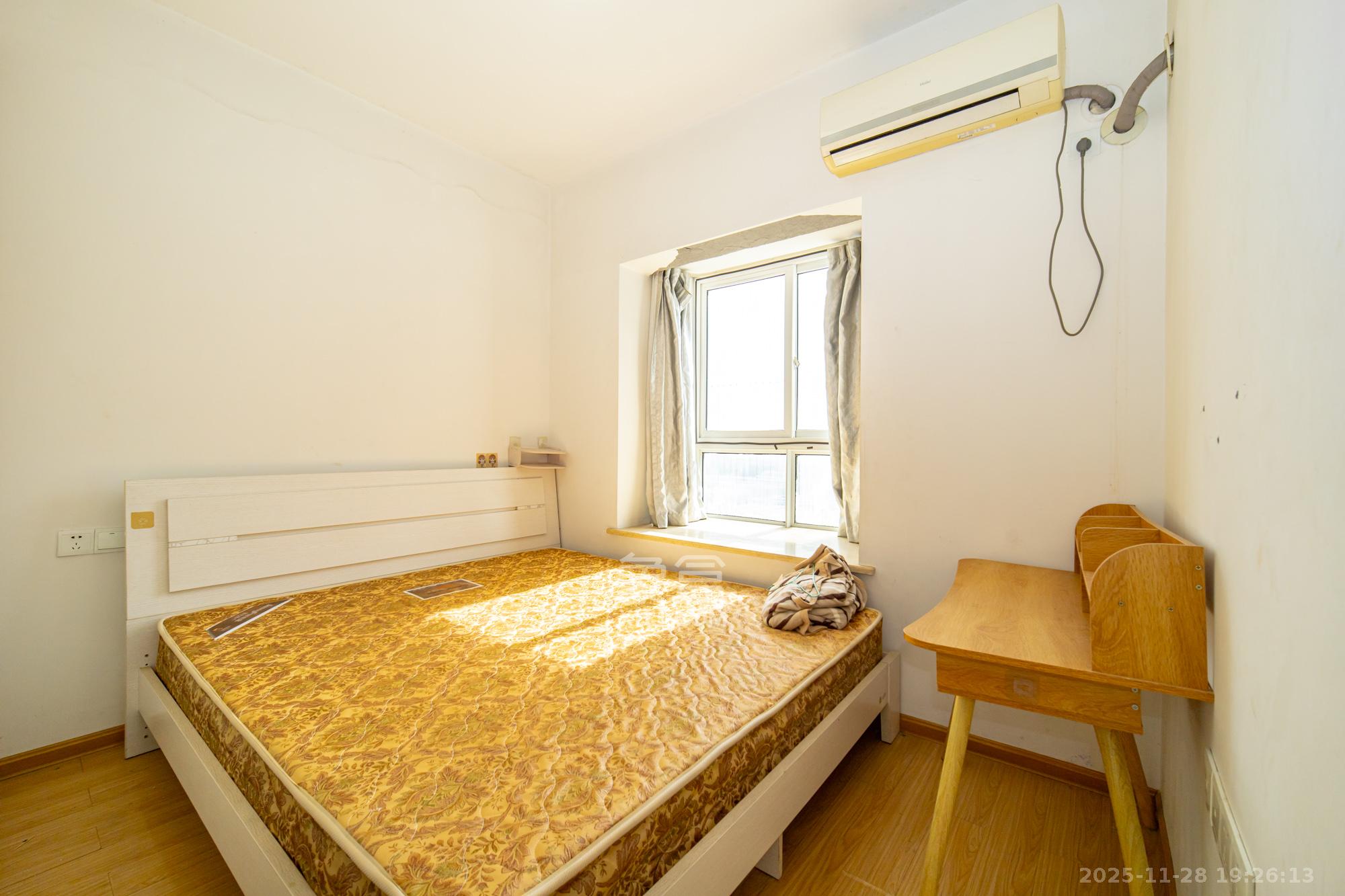 时代星城 2室2厅1卫 46.8万 时代星城 2室2厅1卫 46.8万卧室