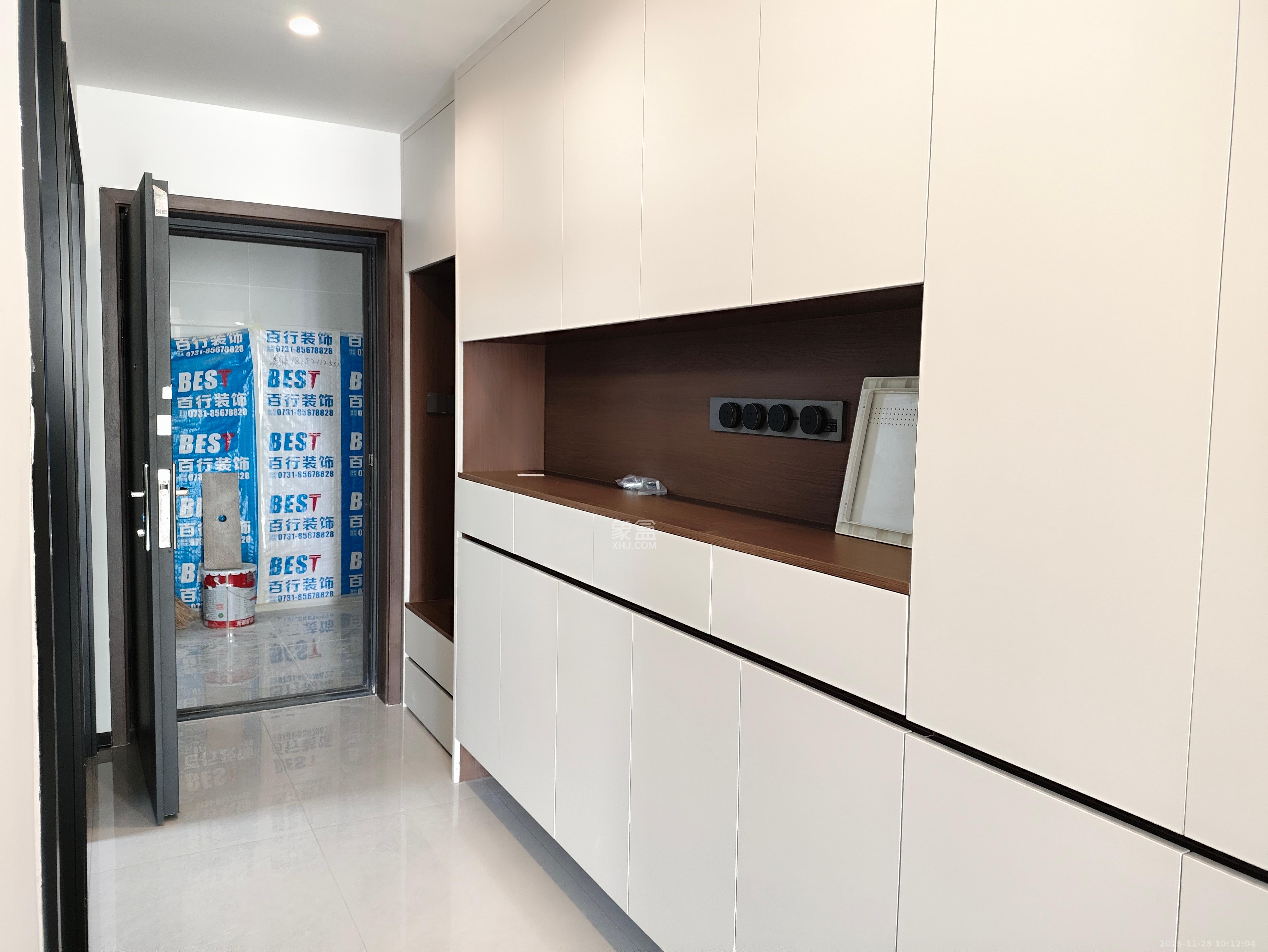 湖湘时代名邸公园壹号  2室2厅1卫    2700.0元/月室内图