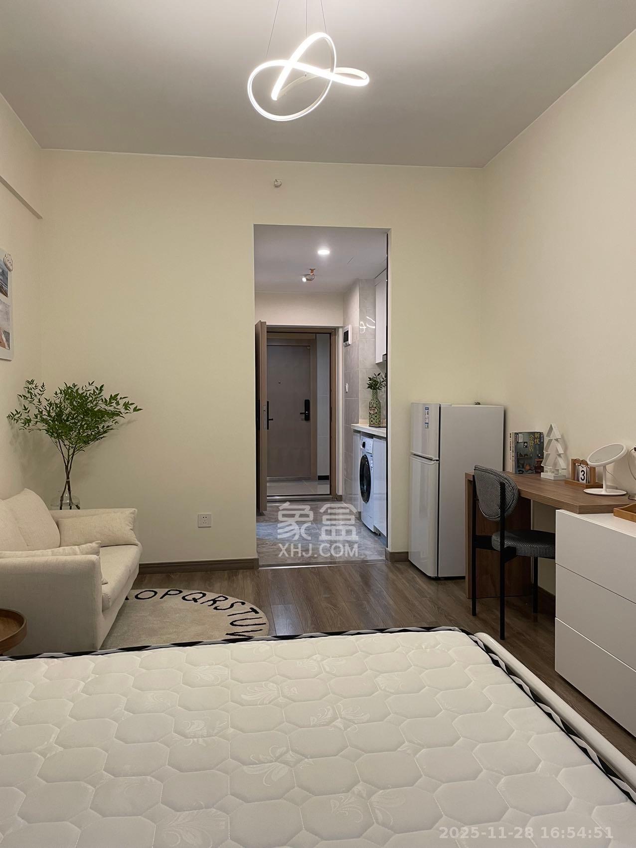 卓越浅水湾 1室0厅0卫 1300.0元/月 卓越浅水湾 1室0厅0卫 1300.0元/月室内图