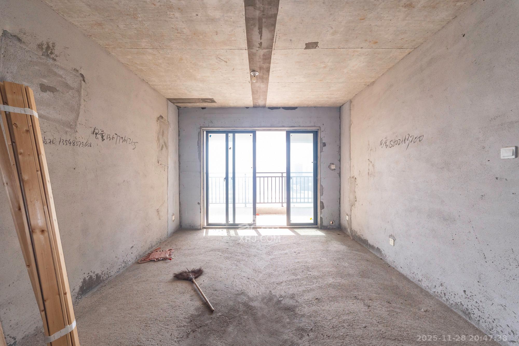 盛地东方芯府  2室2厅1卫    72.8万