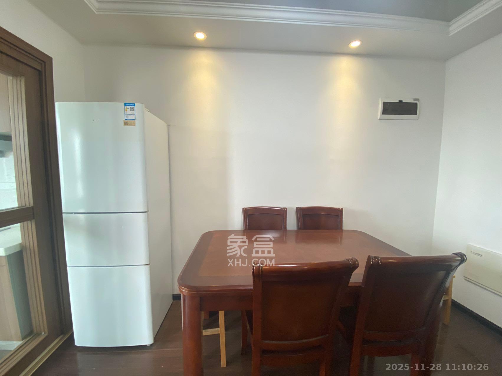 江山帝景哈佛 3室2厅2卫 1900.0元/月 江山帝景哈佛 3室2厅2卫 1900.0元/月室内图