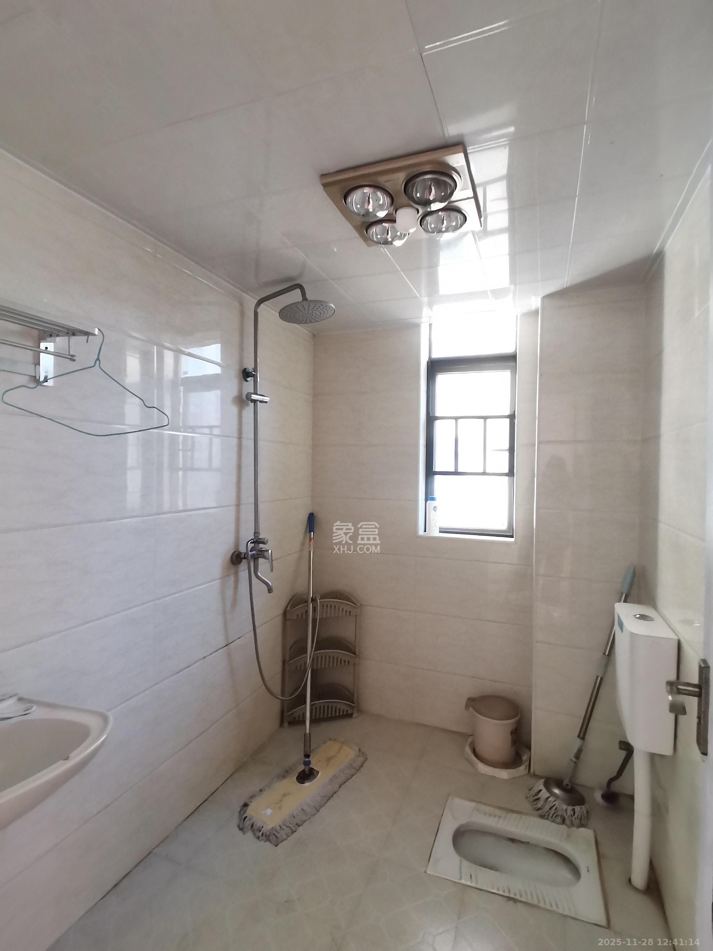 中国铁建国际城二期  2室2厅1卫    1400.0元/月室内图