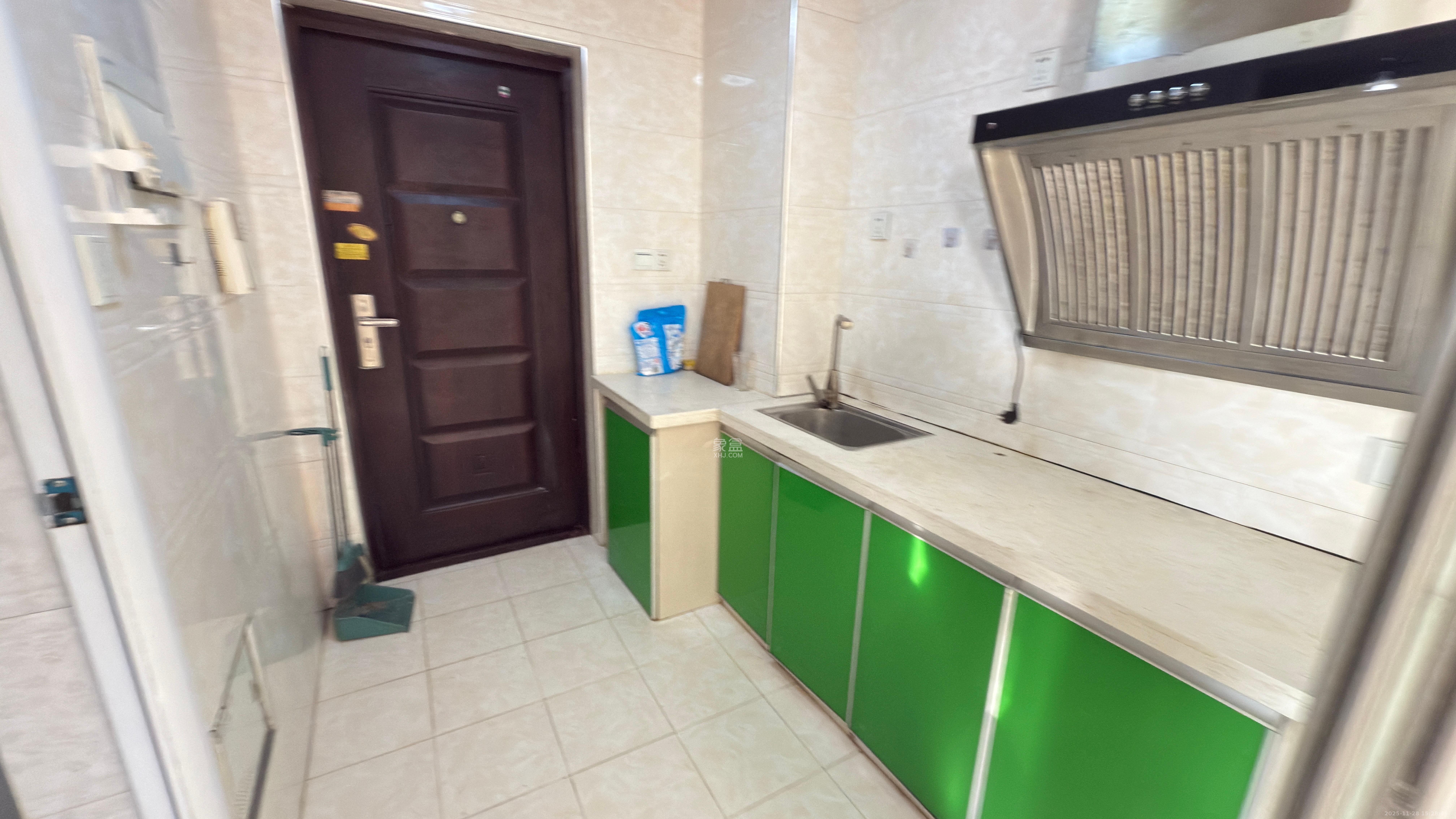 金侨城 1室1厅1卫 850.0元/月 金侨城 1室1厅1卫 850.0元/月室内图